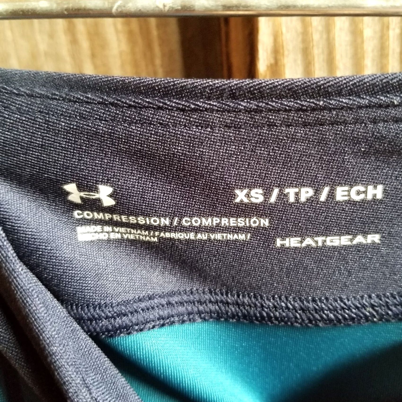 Under Armour Under Armour Compression Heat Gear Womens Black Teal Size XS Athletic Leggings Size 26" / US 2 / IT 38 - 3 Thumbnail