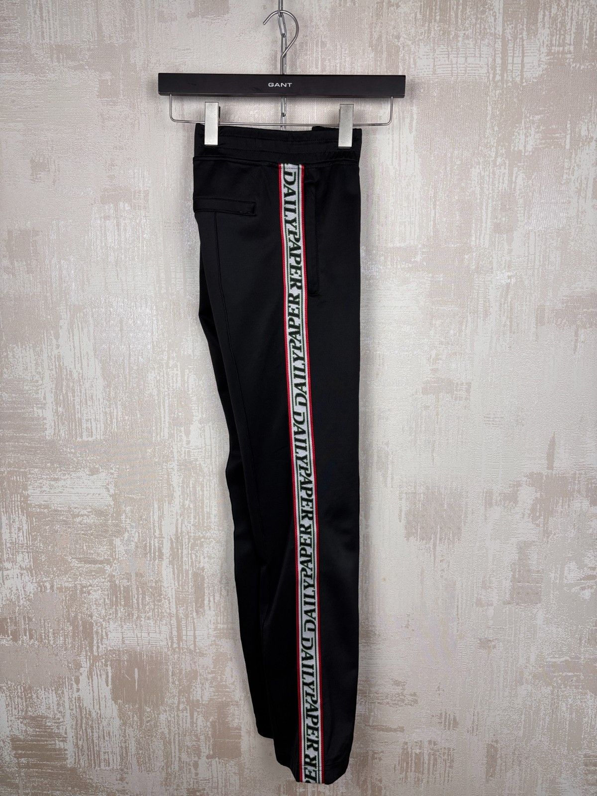 Daily Paper Daily Paper Tape Logo Sweatpants Track Pants Size US 28 / EU 44 - 15 Thumbnail