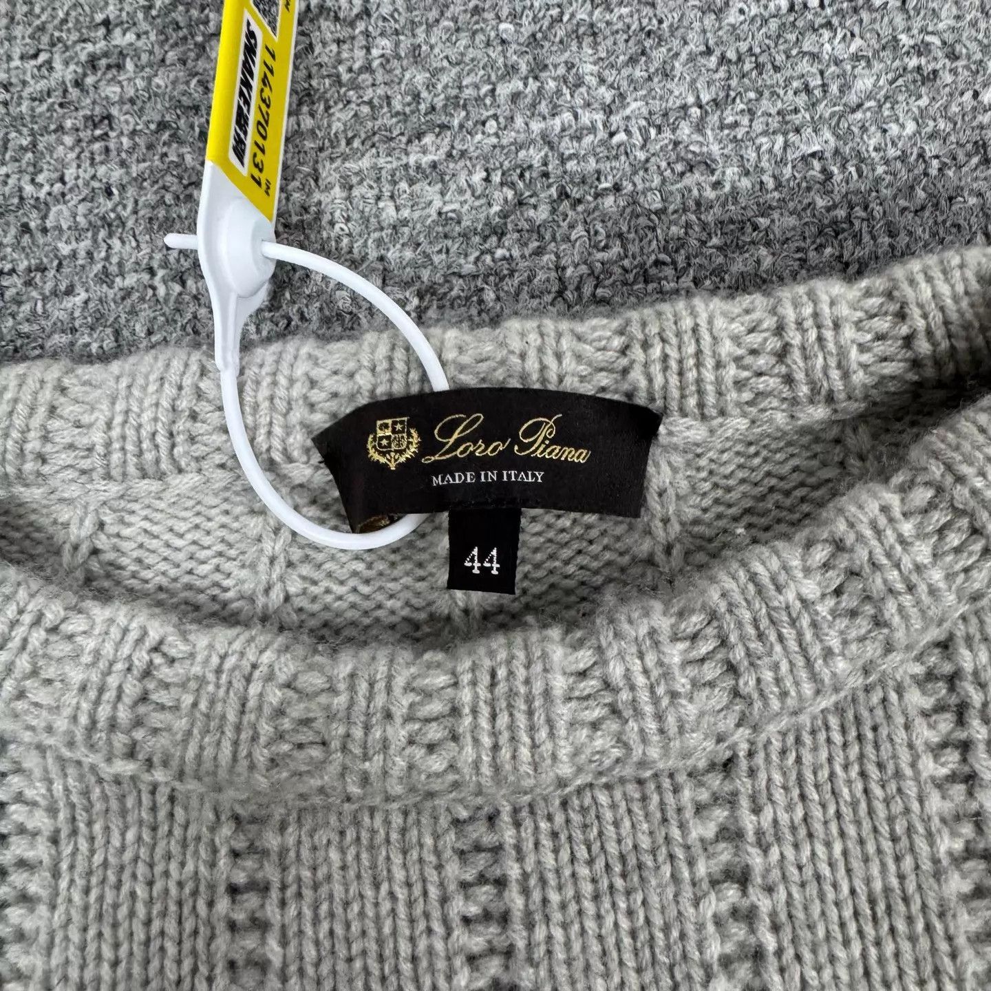 Loro Piana Loro Piana Light Gray Pitstripe Cashmere Crewneck 44 99N Size M / US 6-8 / IT 42-44 - 5 Thumbnail