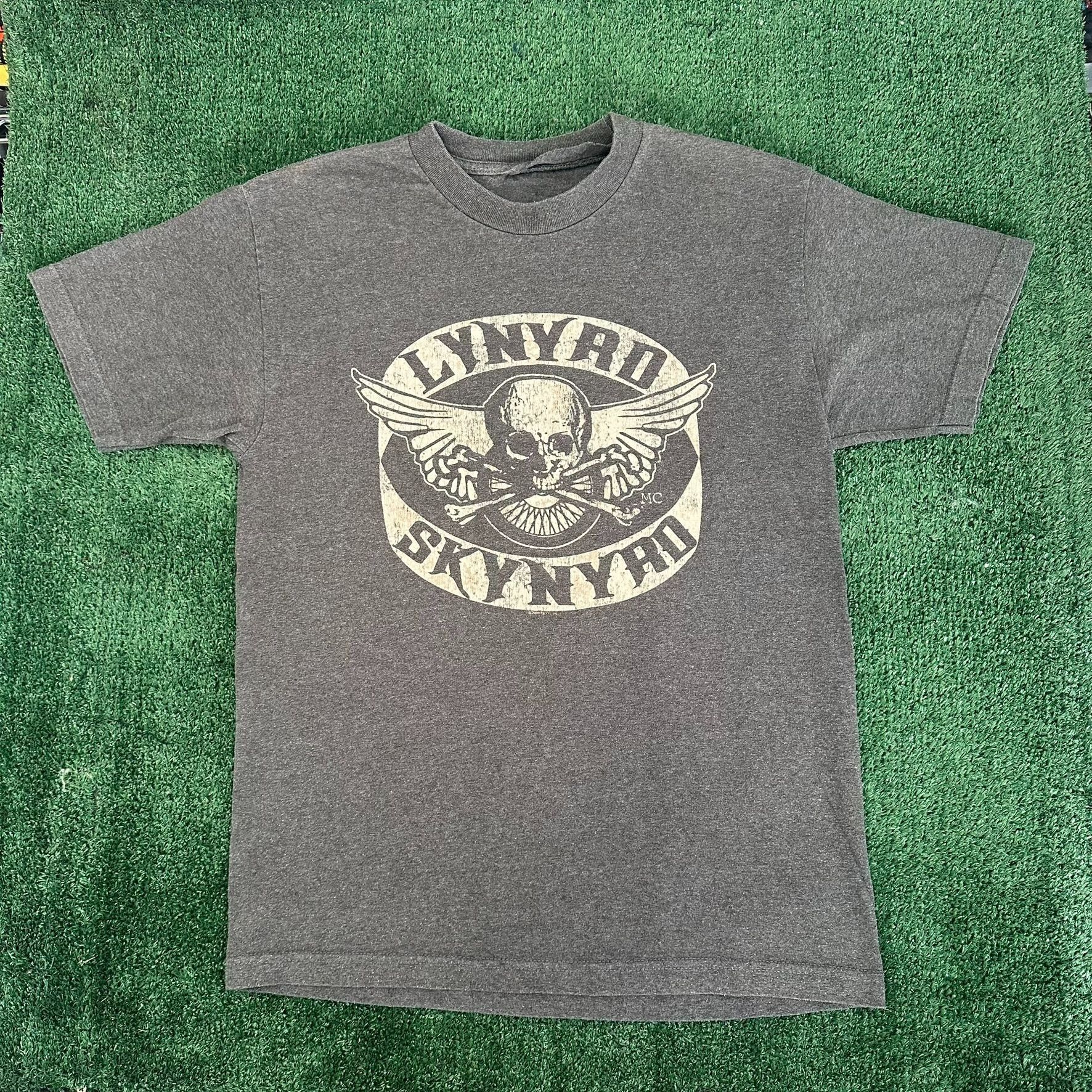 Vintage Vintage Y2K Lynyrd Skynyrd Rock Band T-Shirt Skull Biker Tee Size US M / EU 48-50 / 2 - 1 Thumbnail