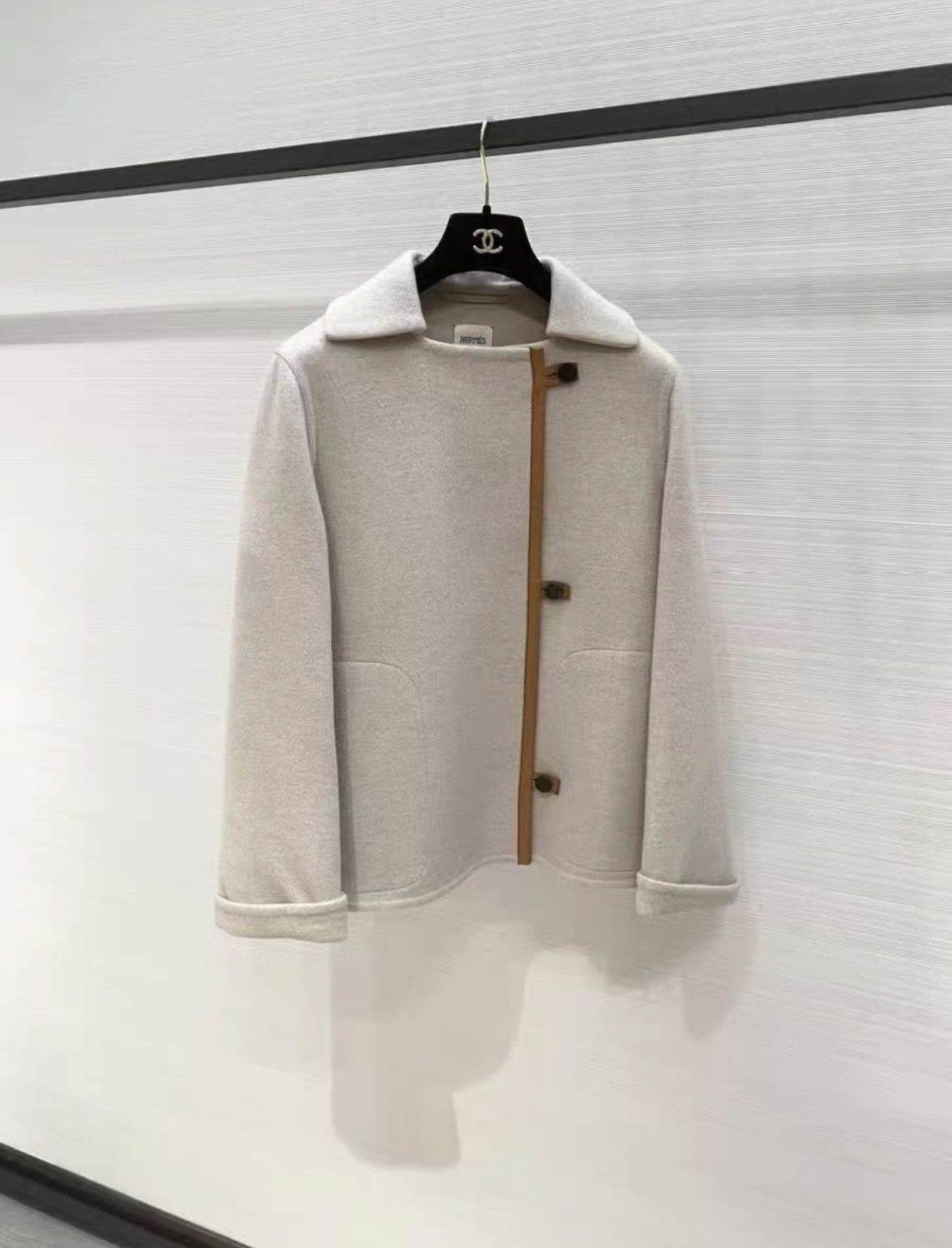 Hermes Hermès Classic Oatmeal Double-Faced Wool Jacket J33 Size XS / US 0-2 / IT 36-38 - 1 Thumbnail