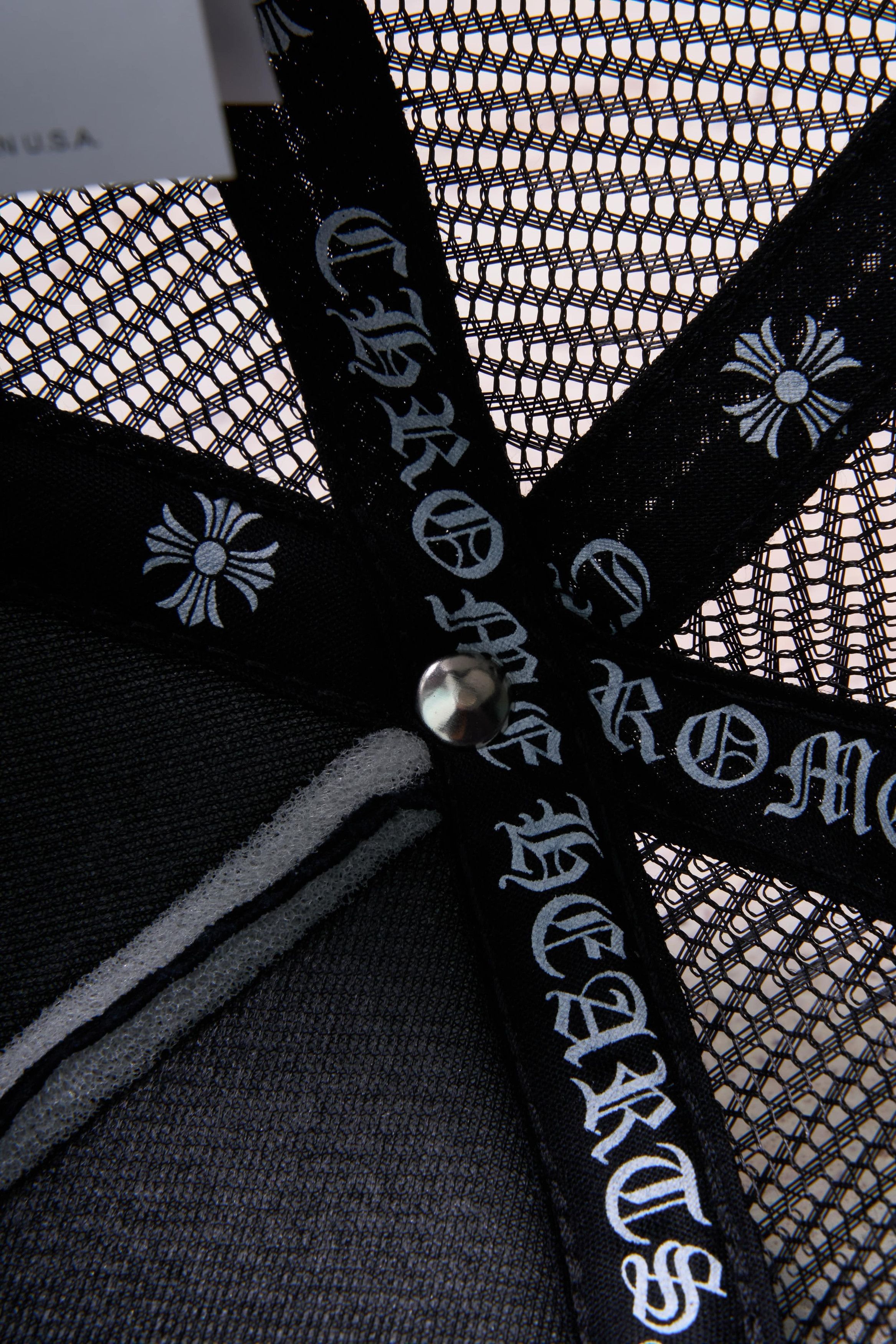 Chrome Hearts Chrome hearts cemetery trucker hat white/black/camo Size ONE SIZE - 10 Thumbnail