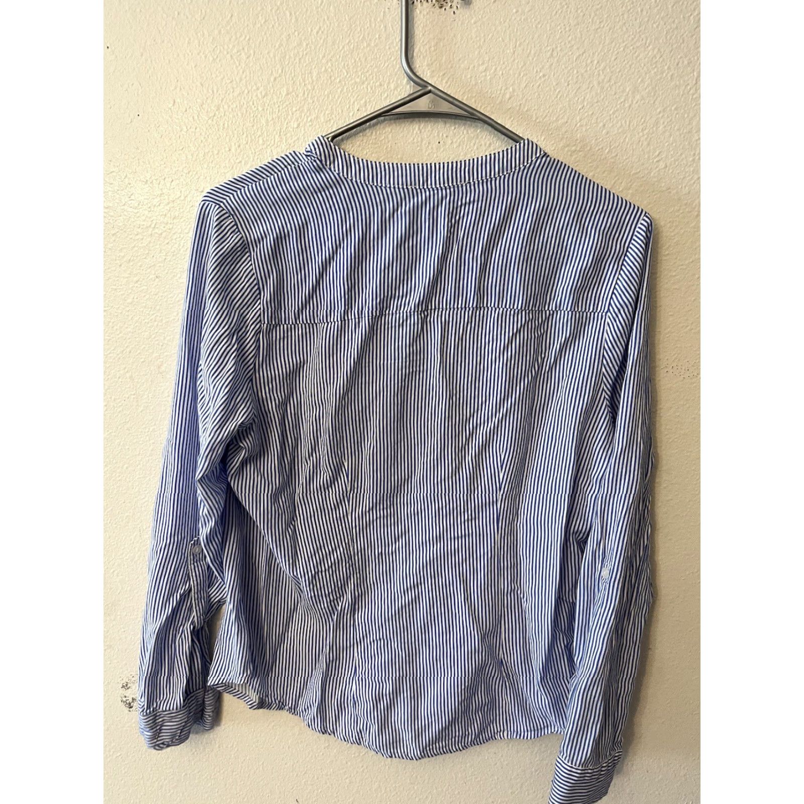 Vintage Atmosphere Blouse Womens Medium Blue Striped Long Sleeve Crew Neck Casual 3/4 Cotton Polyester Rayon Button Vintage? No (Regular) Womens Size M / US 6-8 / IT 42-44 - 3 Thumbnail
