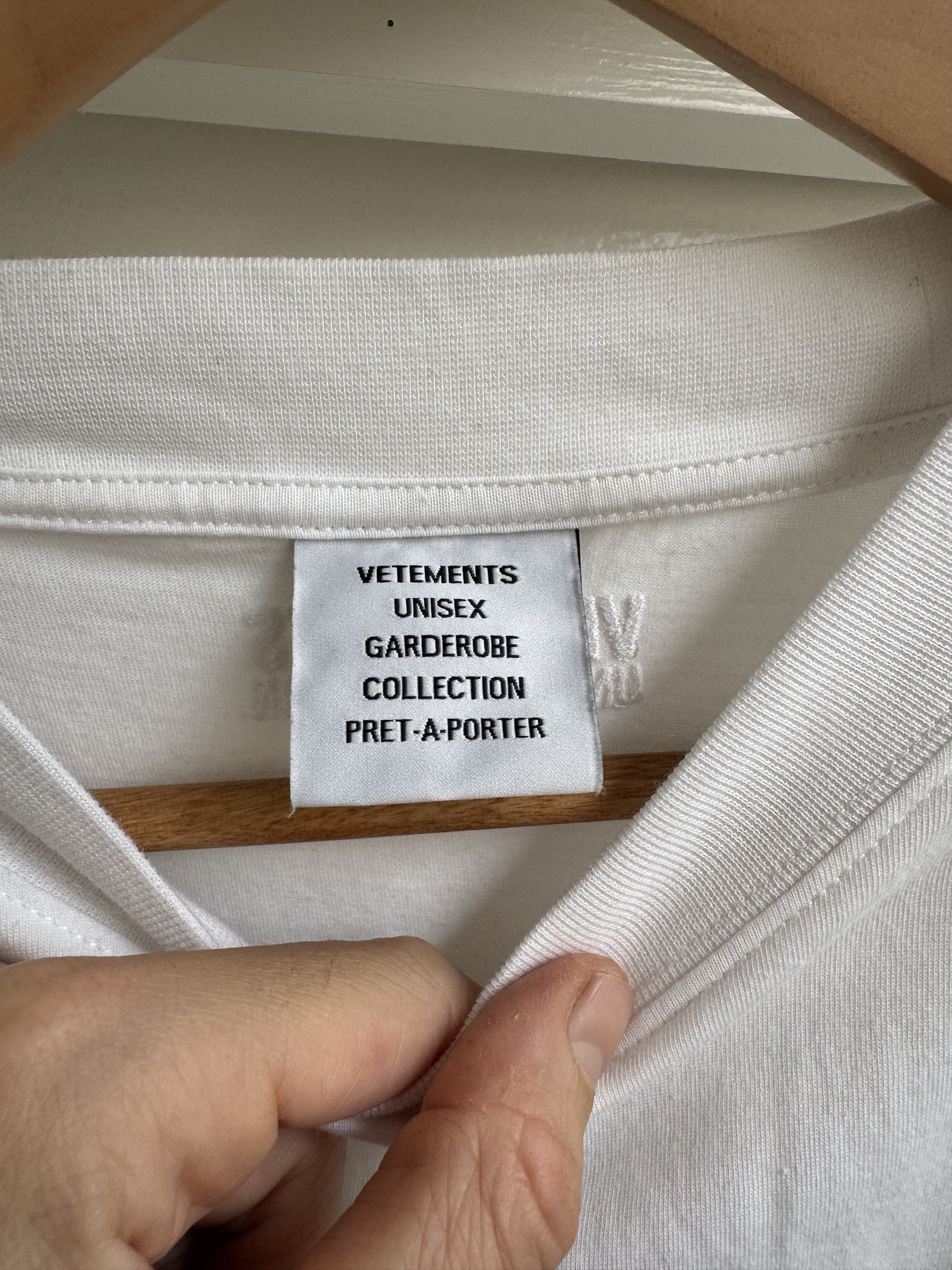Vetements White Vetements t shirt Size US M / EU 48-50 / 2 - 3 Thumbnail