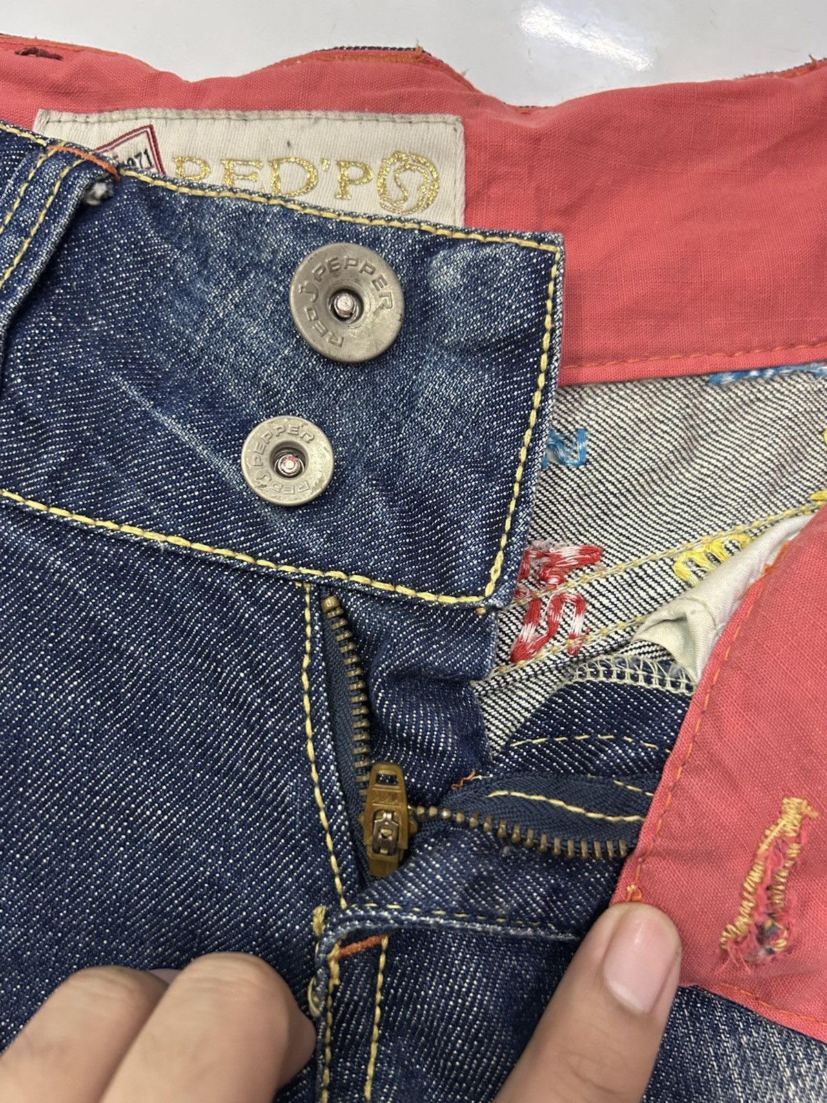 Japanese Brand × Vintage Vintage Red Pepper US Patent Denim Sand Wash Ripped Jeans Size US 27 - 17 Thumbnail