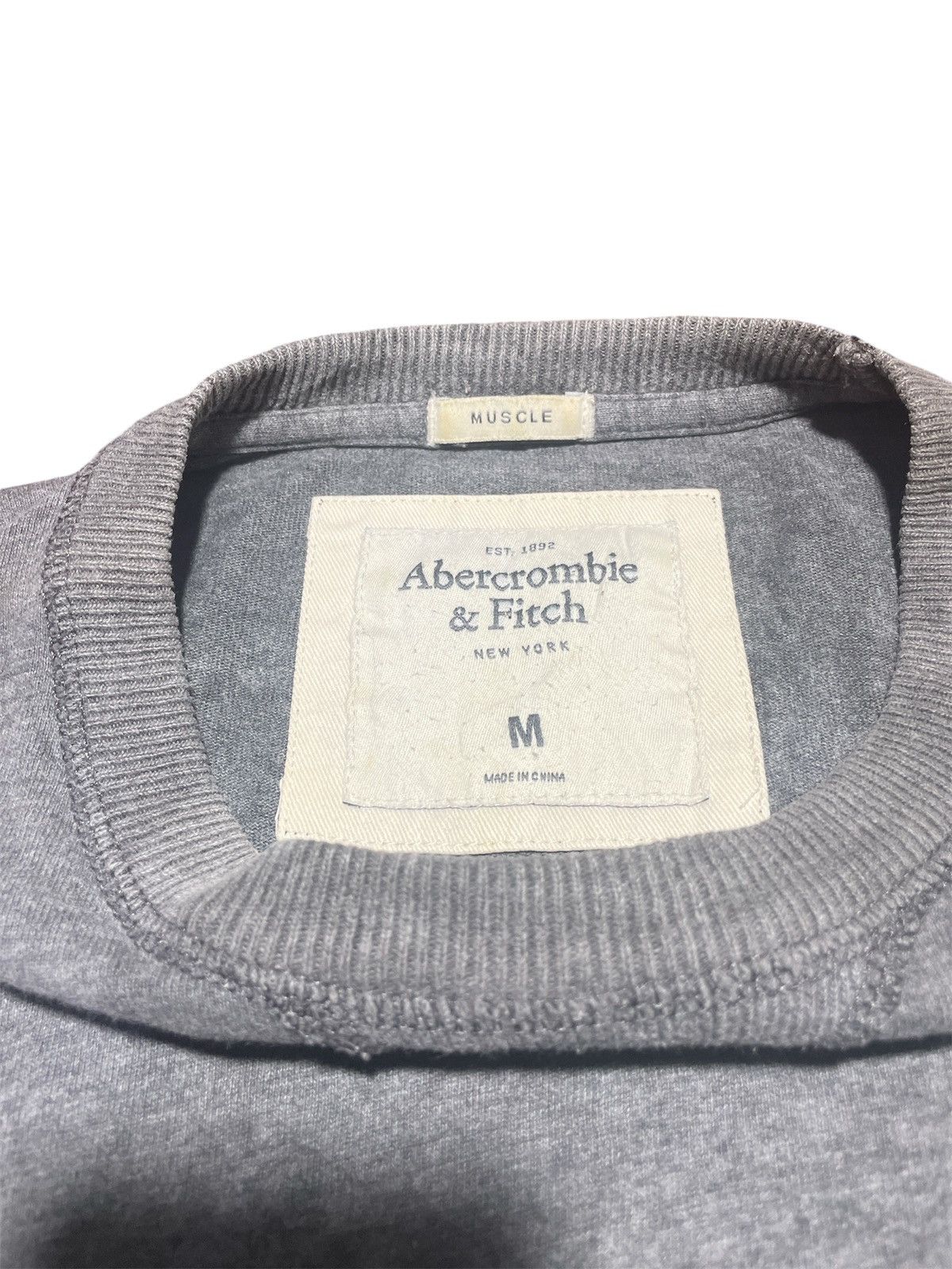 Abercrombie & Fitch Abercrombie & Fitch Side Slevees Logo Sewing Size US M / EU 48-50 / 2 - 4 Thumbnail
