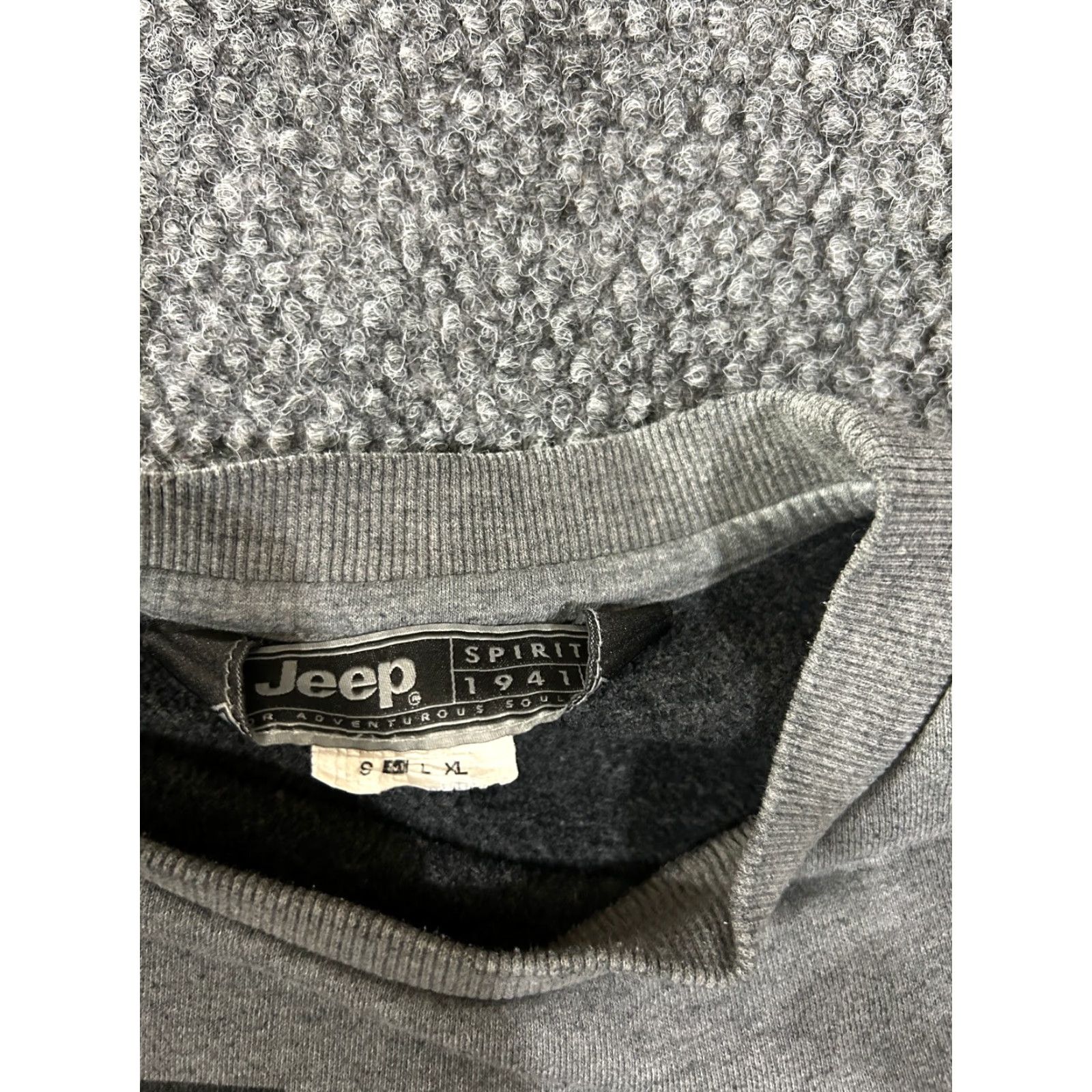 Jeep Jeep Sweatshirt Mens Medium Gray Graphic Print Pullover Hooded Crew Neck Pockets Regular Fit Sports Vintage No Size US M / EU 48-50 / 2 - 5 Thumbnail