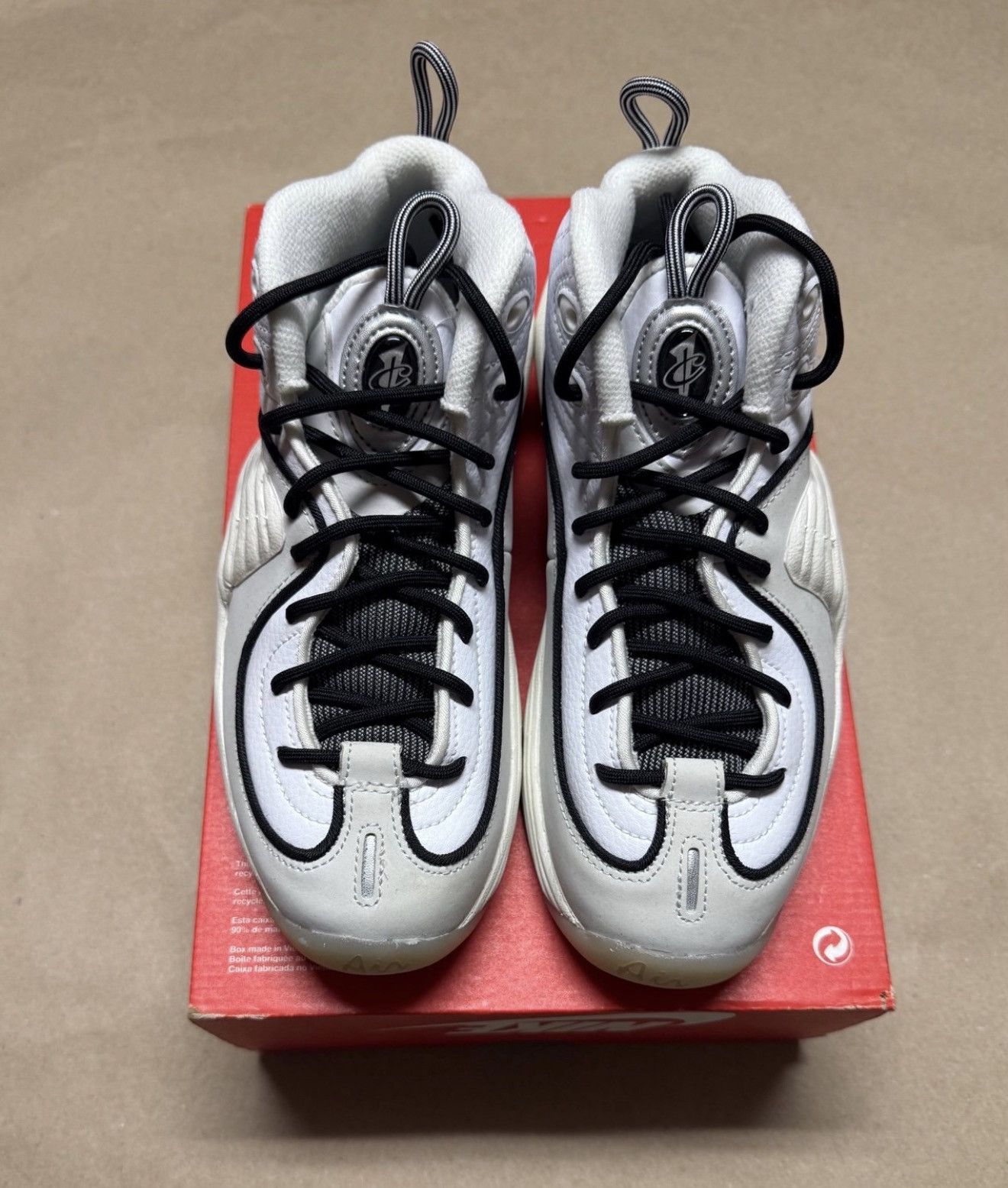 Nike Nike Air Penny II 2 Mens size 6.5 basketball Photon Dust NEW Size US 6.5 / EU 39-40 - 3 Thumbnail