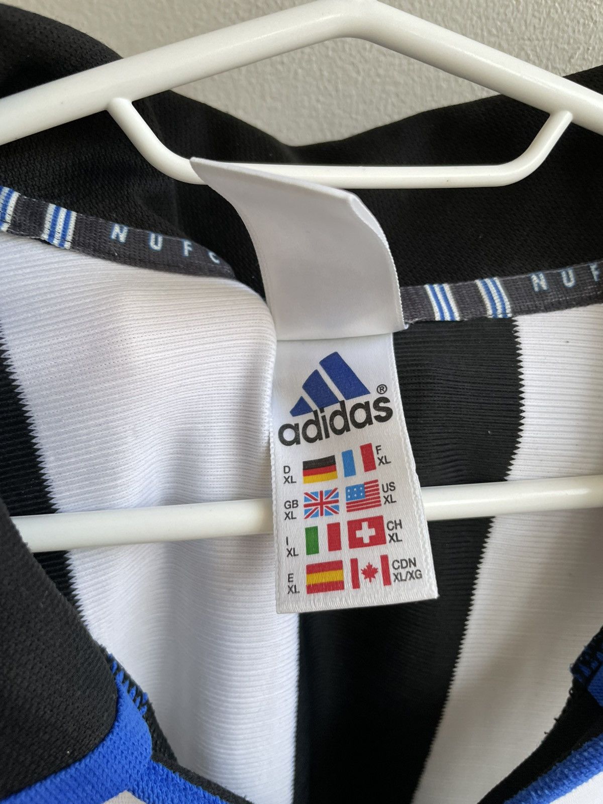 Adidas NEWCASTLE UNITED 1999 2000 HOME FOOTBAL SHIRT SOCCER JERSEY Size US XL / EU 56 / 4 - 14 Thumbnail
