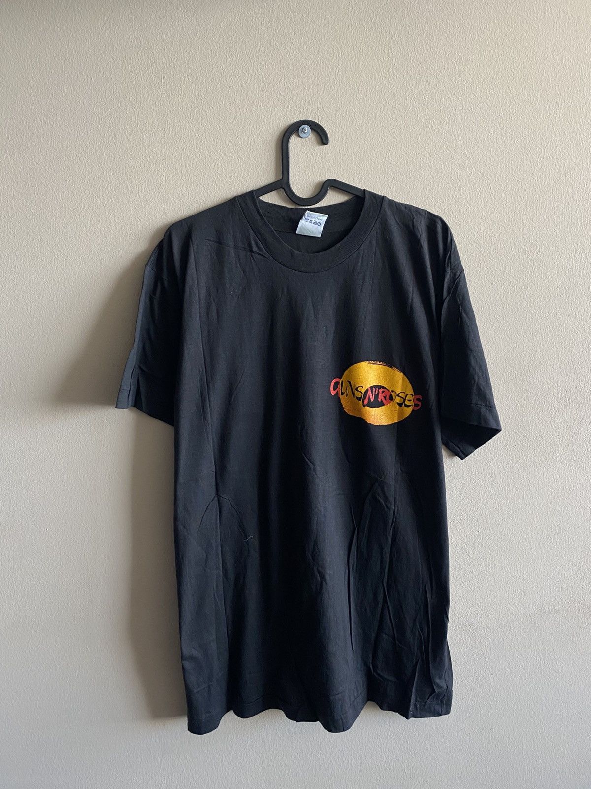 Band Tees Vintage 90s Guns N Roses Banzai Rock T-Shirt Size US M / EU 48-50 / 2 - 2 Thumbnail