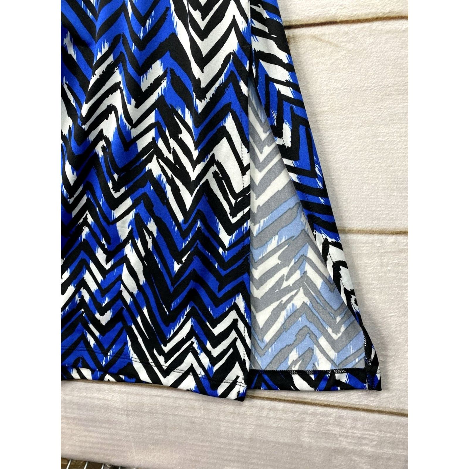 Vintage CJ Banks Womens Maxi Skirt 1X Blue Black Geometric Print Elastic Waist Plus Size Long Bohemian Skirt Womens Size 40" / US 18 - 5 Thumbnail