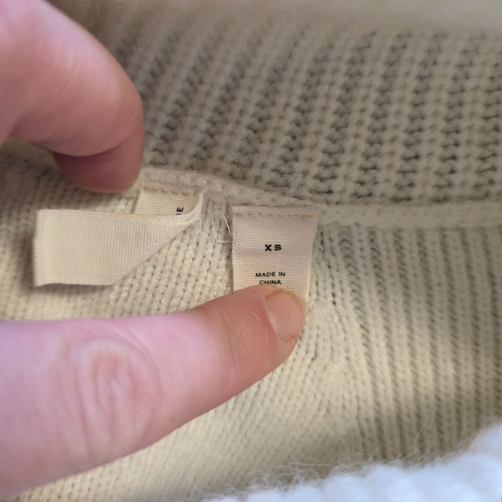 Anthropologie **White Anthropolgie Womens Cowl Neck Size XS Long Sleeve Sweater** User: **White Anthropologie Womens Cowl Neck Size XS Long Sleeve Sweater** Size XS / US 0-2 / IT 36-38 - 5 Thumbnail