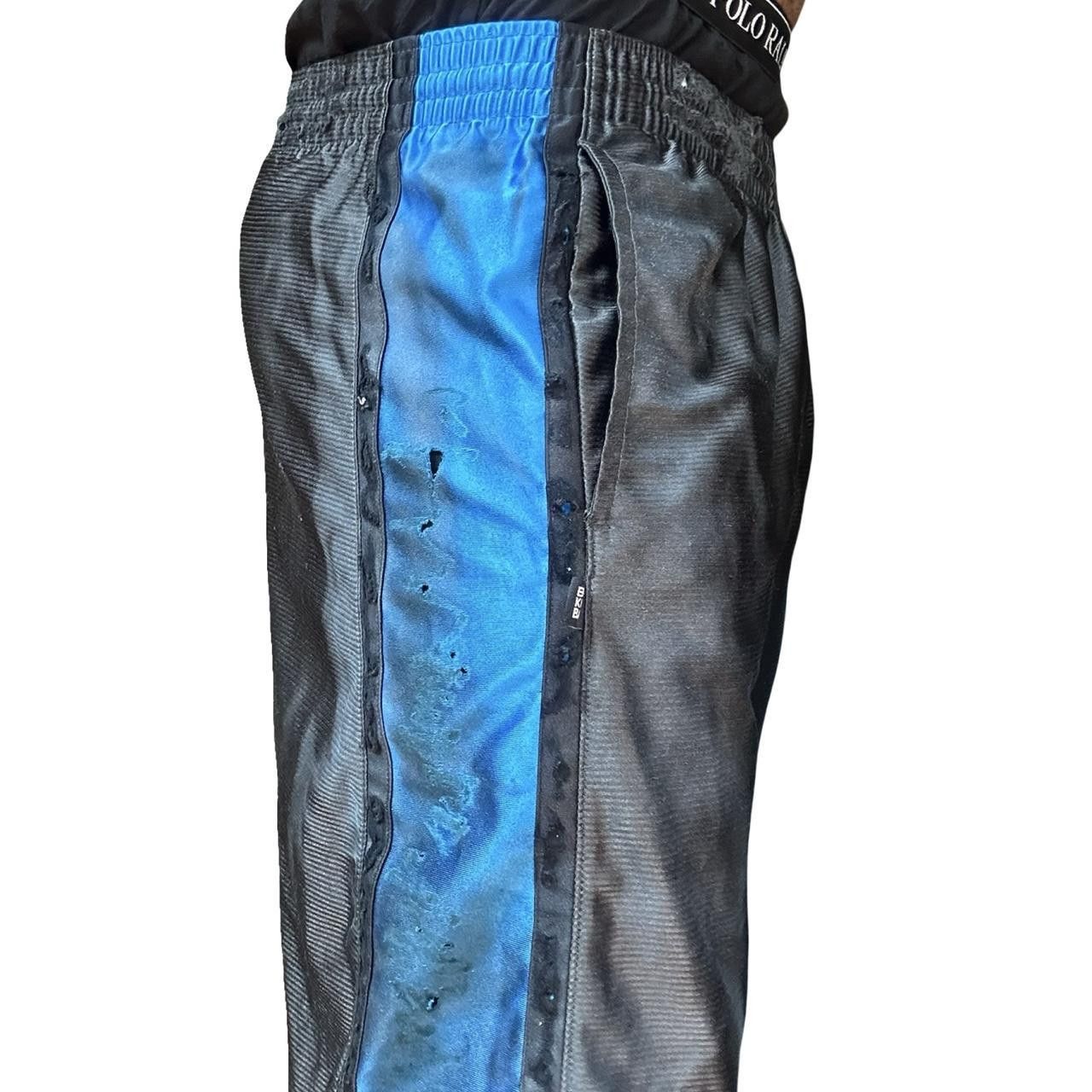 Nike Nike Black/Blue Distressed Basketball Shorts - large Size US 30 / EU 46 - 7 Thumbnail