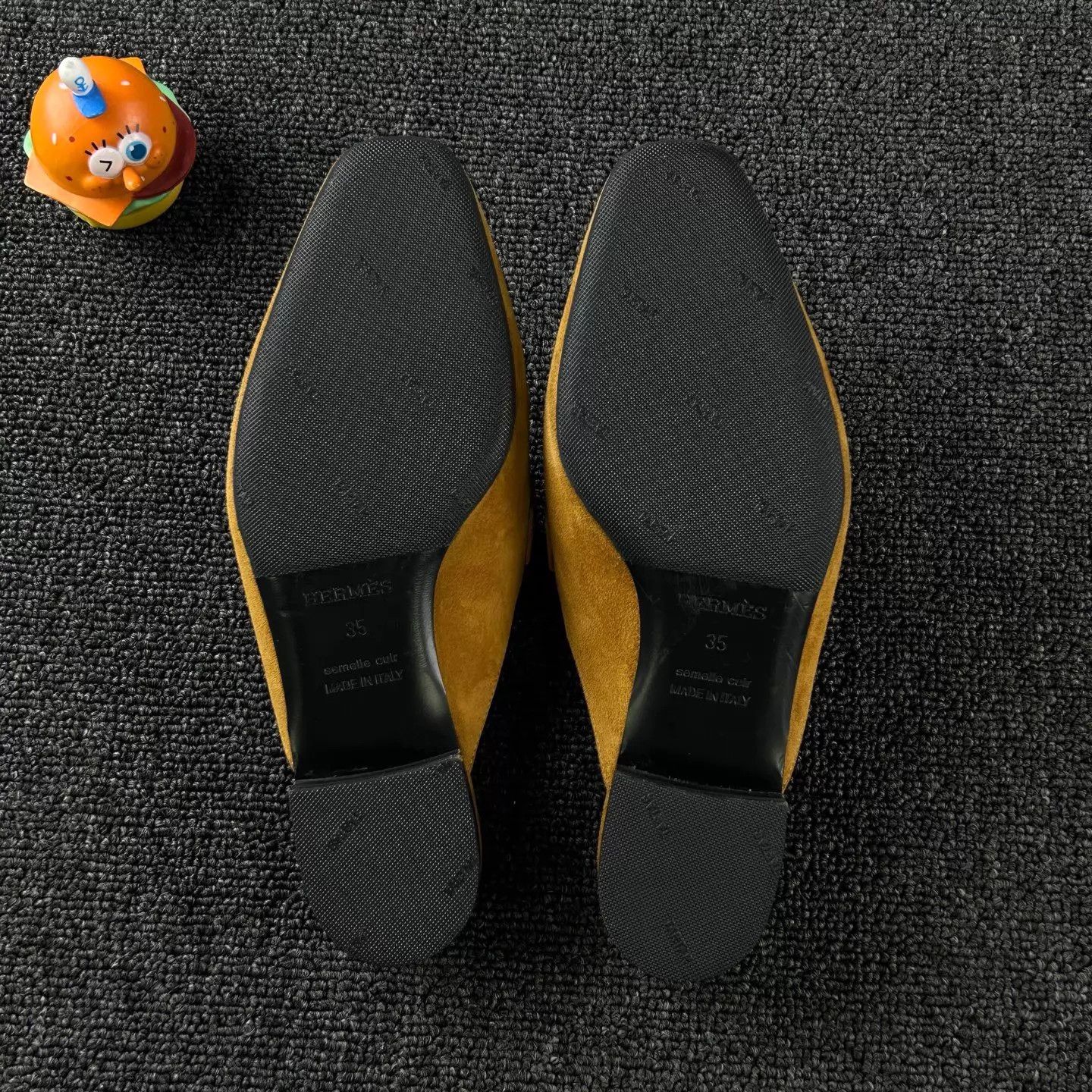 Hermes Hermes Suede Slippers 35 Good Condition Horse Carriage Clasp Size US 4.5 / IT 34.5 - 6 Thumbnail