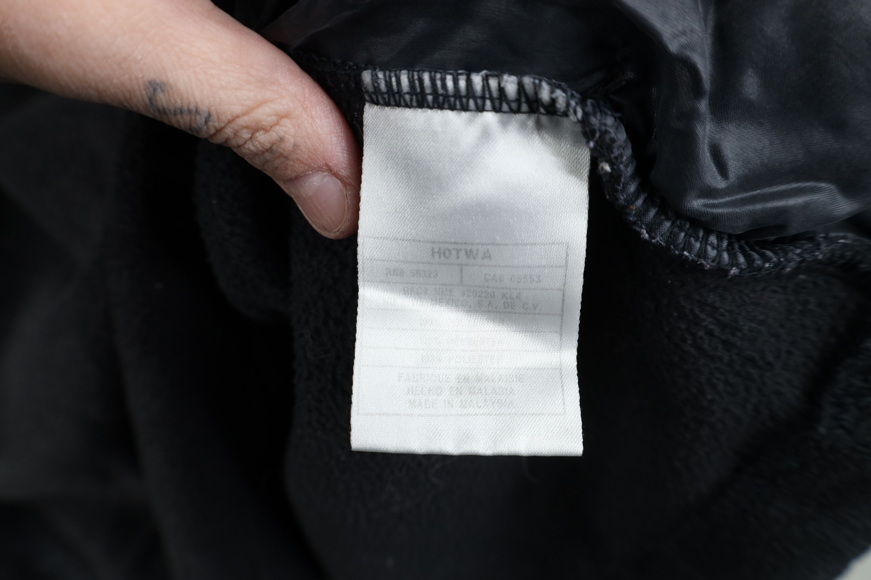 Nike Vintage Nike Mini Swoosh Half Zip Fleece Hooded Jacket Black Size US L / EU 52-54 / 3 - 12 Thumbnail