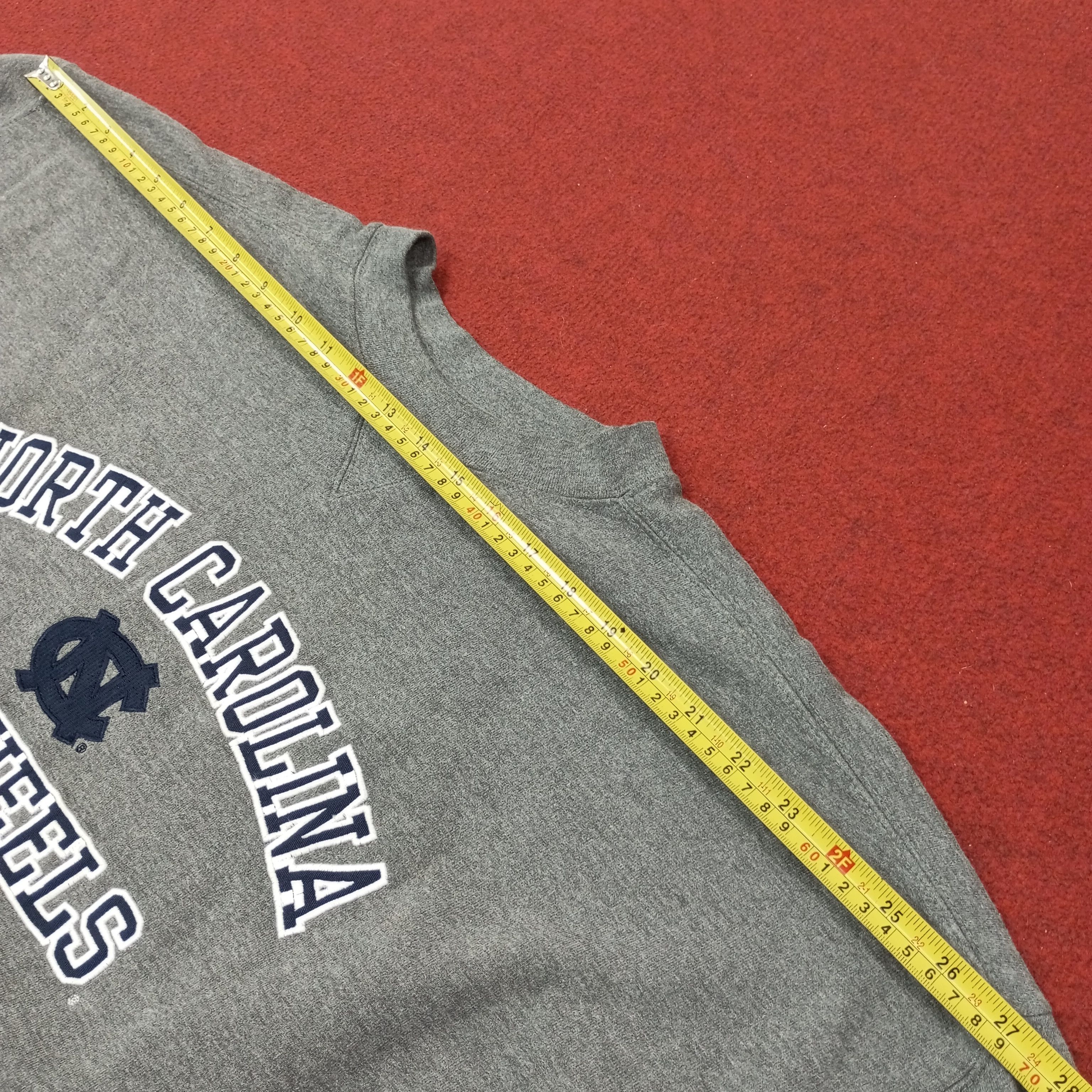 Vintage North Carolina Tar Heels Sweatshirt c251n14 Size US XXL / EU 58 / 5 - 12 Thumbnail