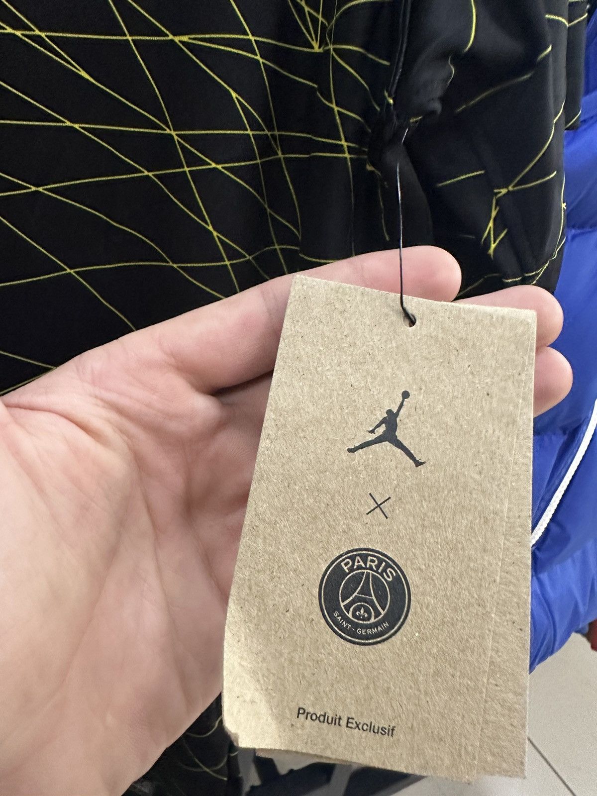 Jordan Brand Jordan soccer jersey PSG size XL logo rare Paris Size US XL / EU 56 / 4 - 3 Thumbnail
