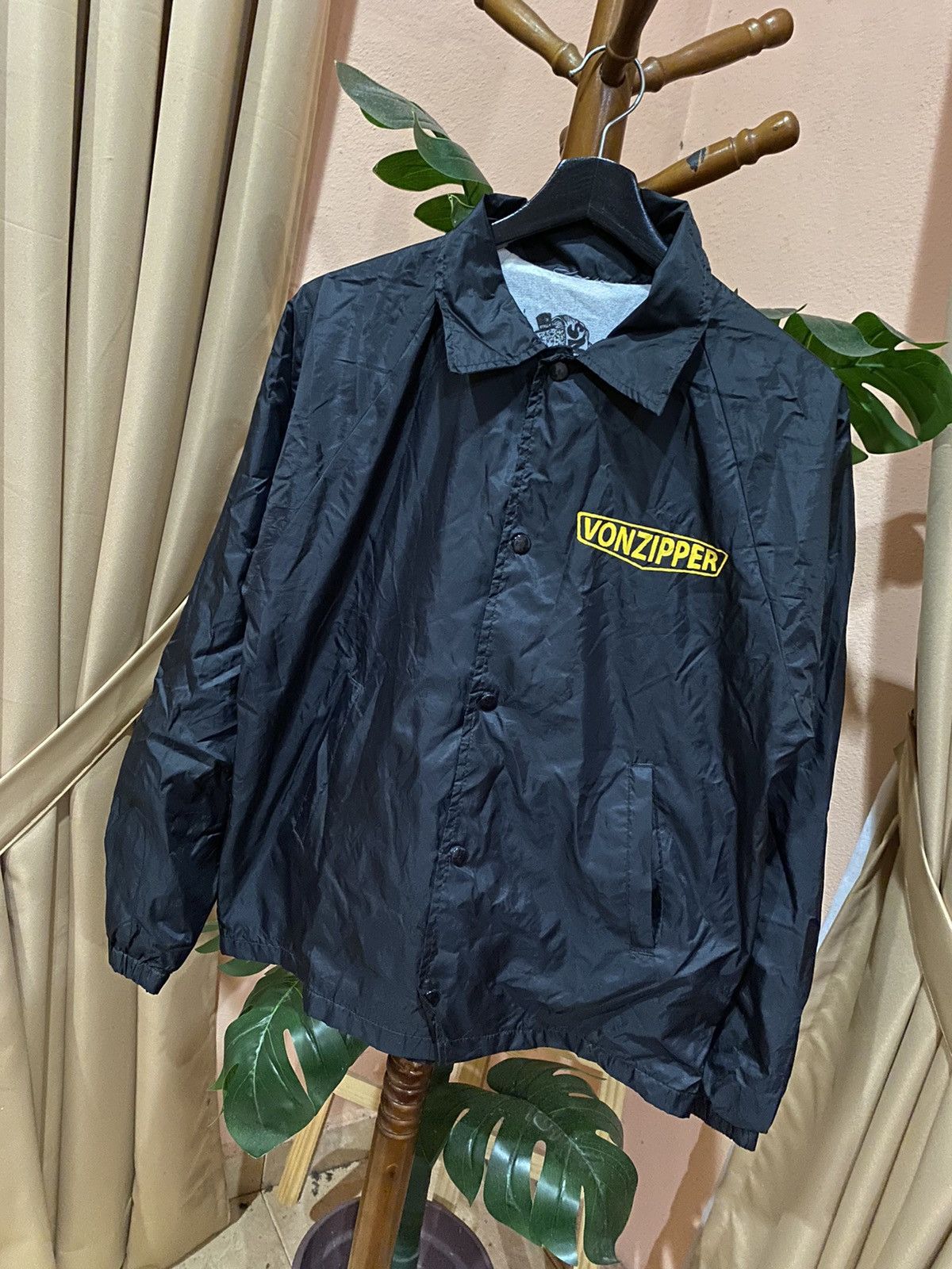 VonZipper VonZipper Coach Jacket – “Rides Alone” Black & Yellow, Size US S / EU 44-46 / 1 - 8 Thumbnail