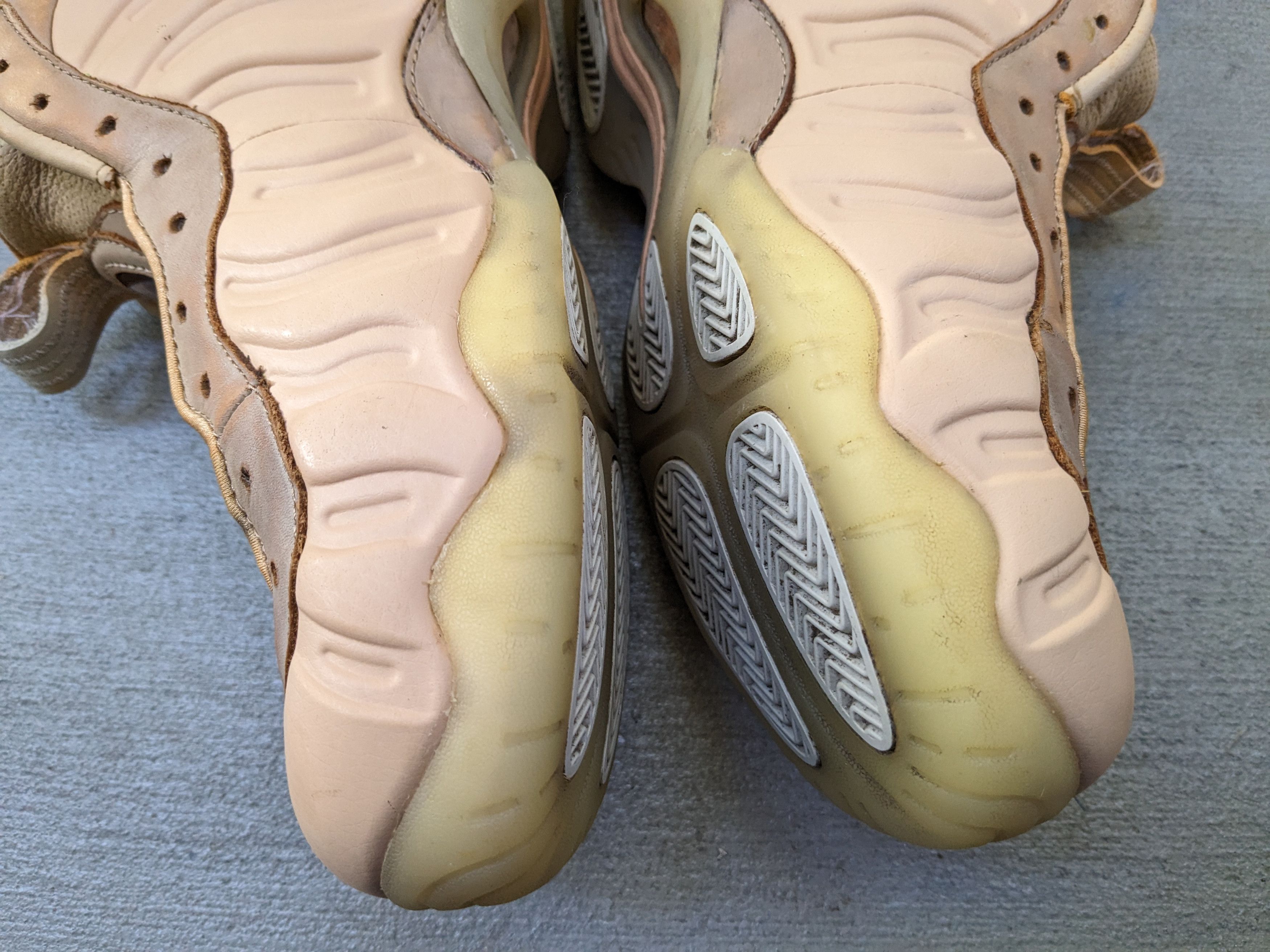 Nike NIKE Air Foamposite Pro Vachetta Tan 8.5 Leather 920377-200 Size US 8.5 / EU 41-42 - 9 Thumbnail