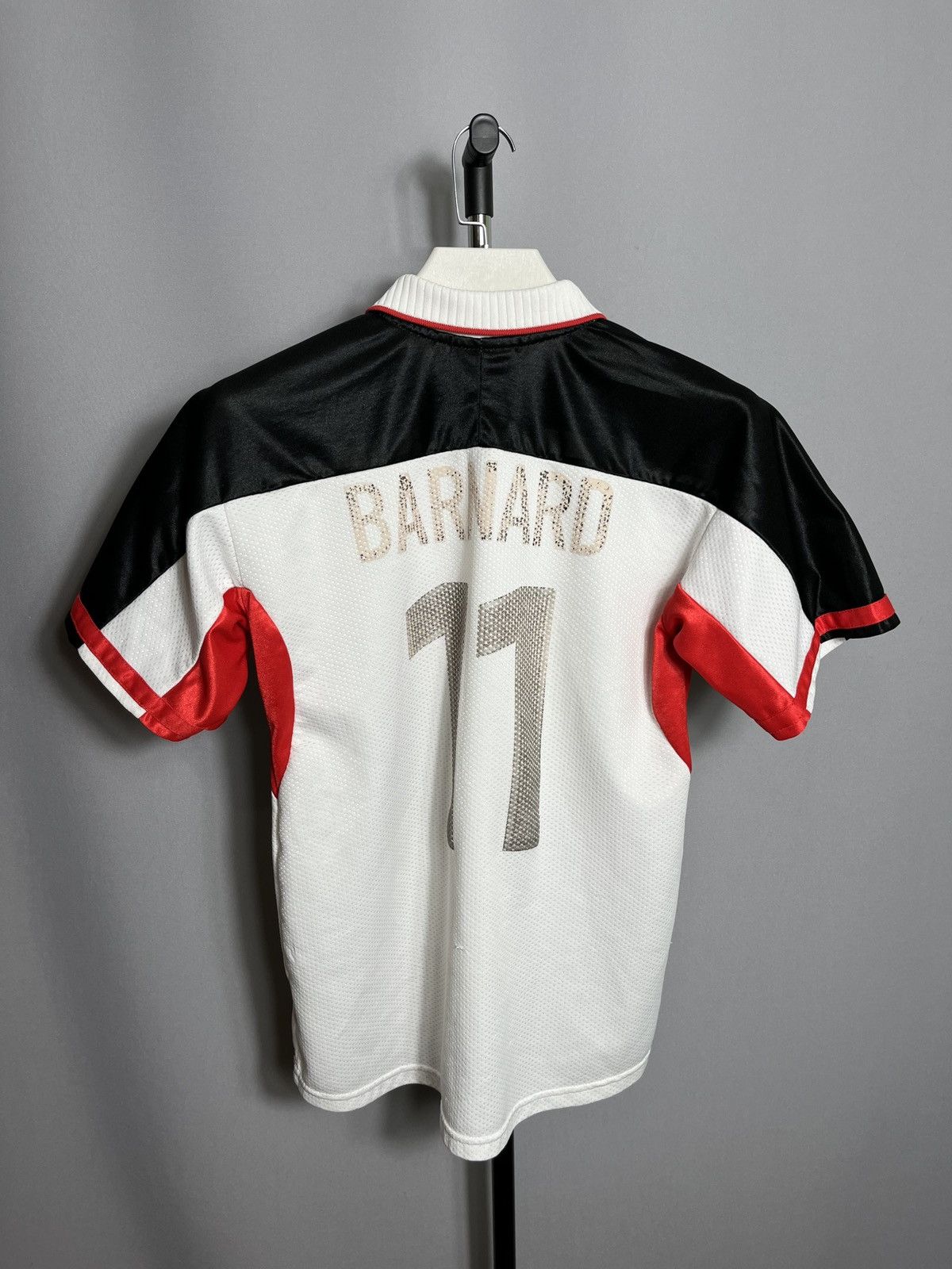 Other Barnsley FC 1999 2000 Away Admiral #11 Darren Barnard Shirt Size US S / EU 44-46 / 1 - 10 Thumbnail