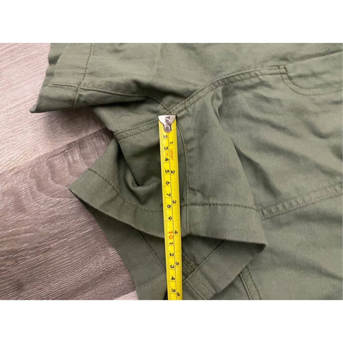 Old Navy Old Navy Envelope Shorts, Forest Green- Pockets Chinos, Size Size 32" / US 10 / IT 46 - 3 Thumbnail