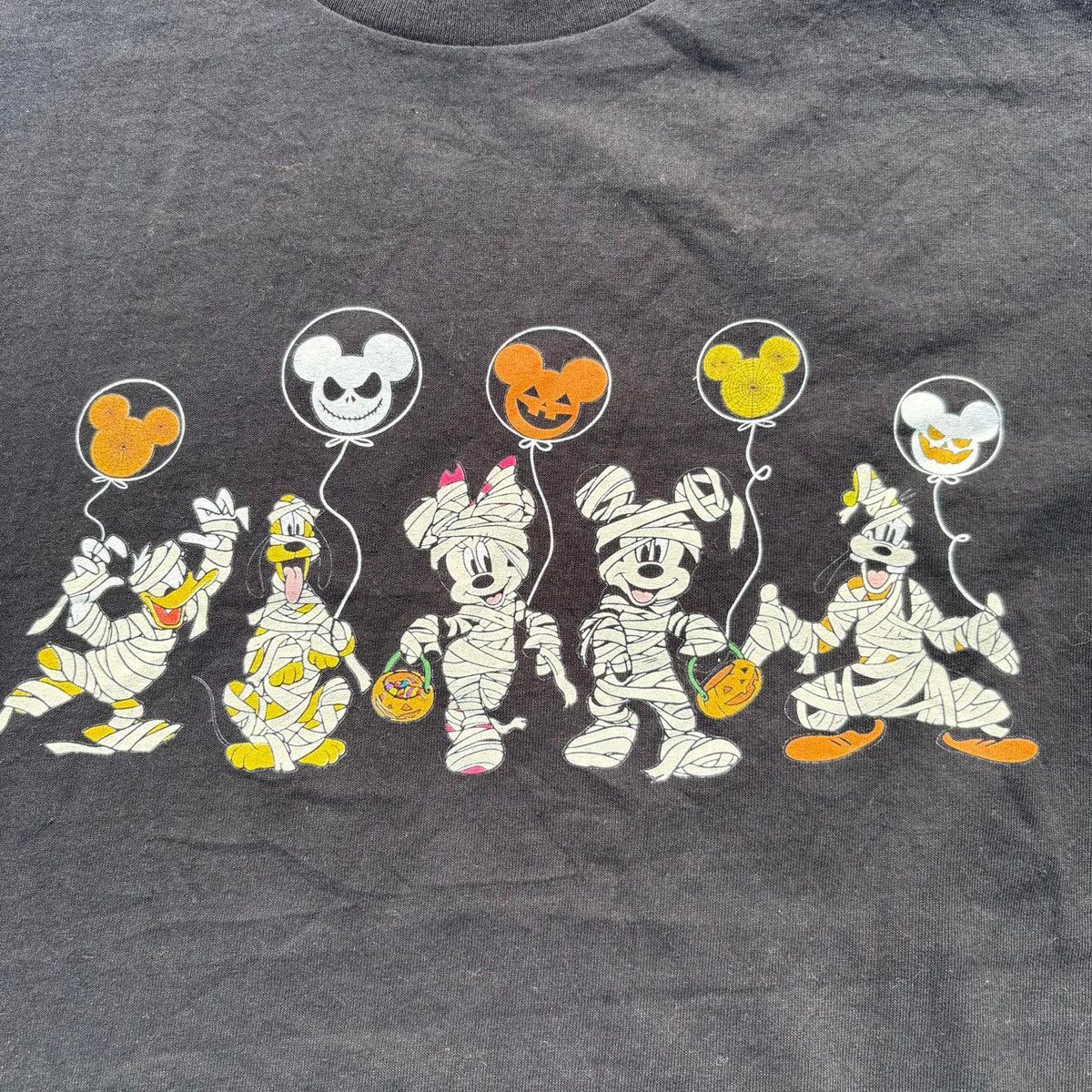 Disney Disney Halloween Graphic Tee Size US XL / EU 56 / 4 - 3 Thumbnail