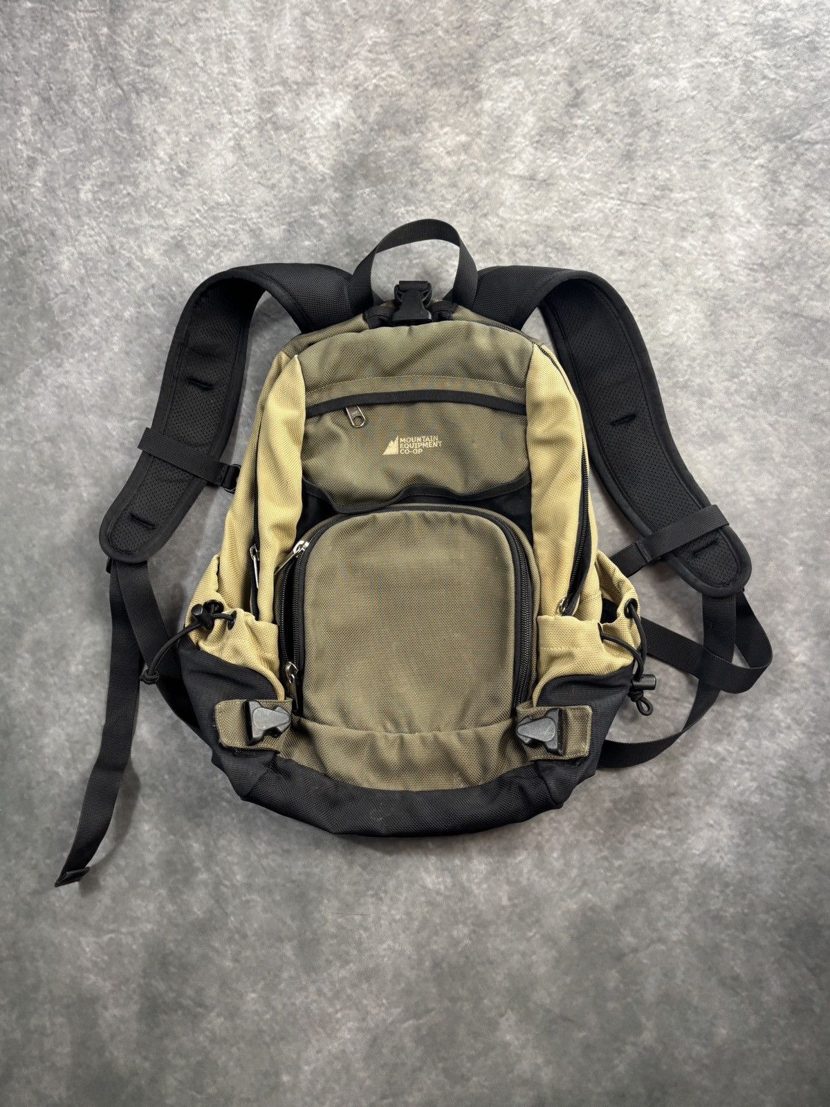 Vintage MEC Backpack 2000s Knapsack Hiking Co-op Sport Sack