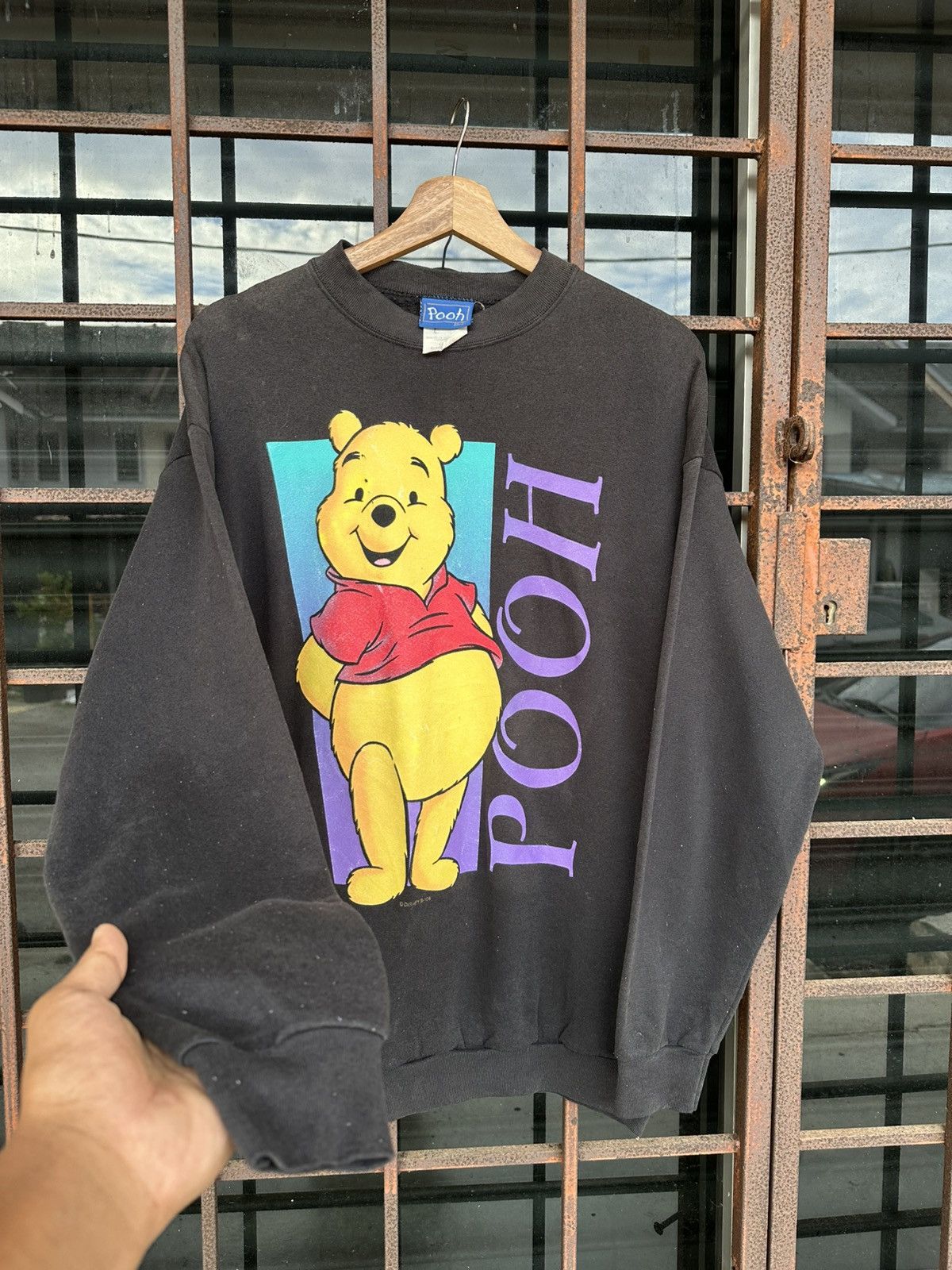 Vintage Thrashed Sun Faded DISNEY POOH Distressed Erd Grunge Size US M / EU 48-50 / 2 - 5 Thumbnail