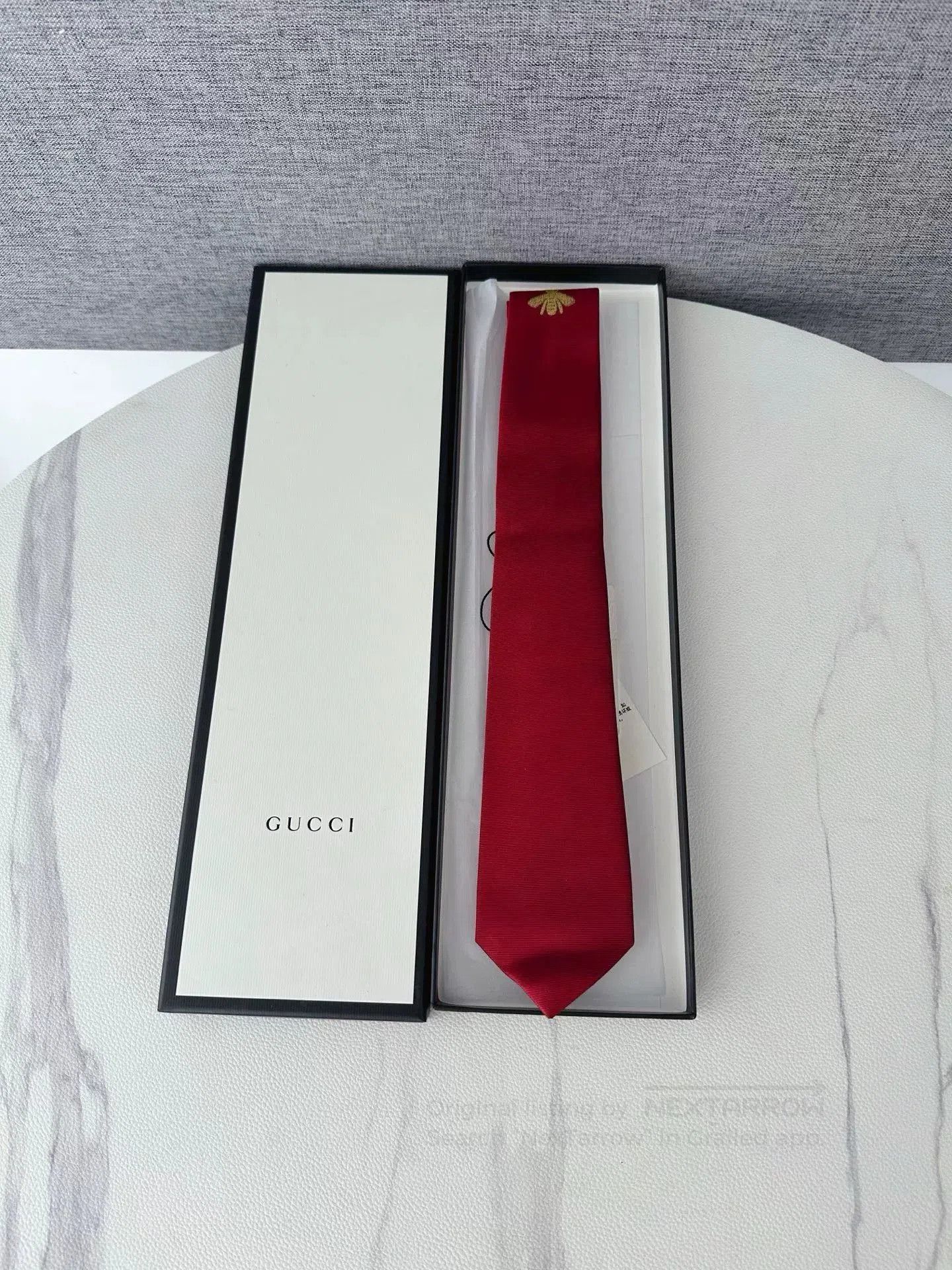 Gucci Gucci Bee Embroidery Silk Tie. Size ONE SIZE - 1 Thumbnail