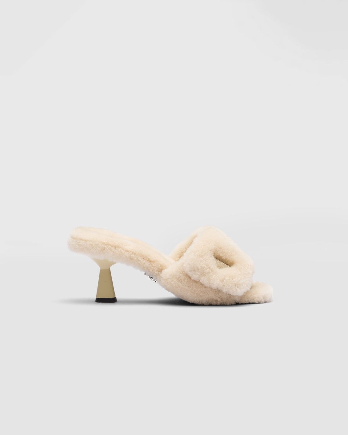 Prada o1w1db11124 Shearling Sandals in Beige Size US 10 / IT 40 - 1 Thumbnail