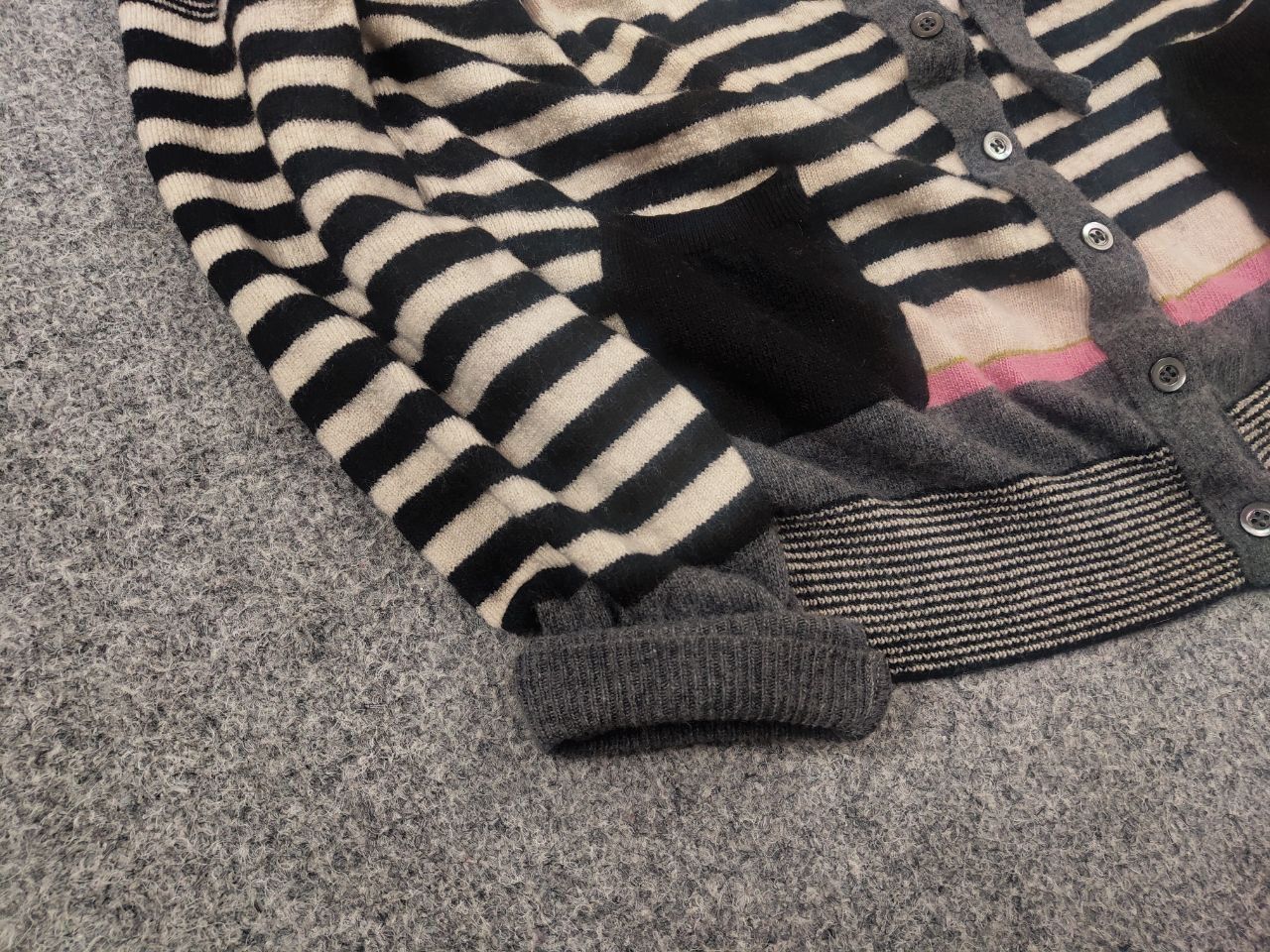 Moschino Moschino cheap & chic Wool Blend Button Striped Cardigan Size L / US 10 / IT 46 - 5 Thumbnail