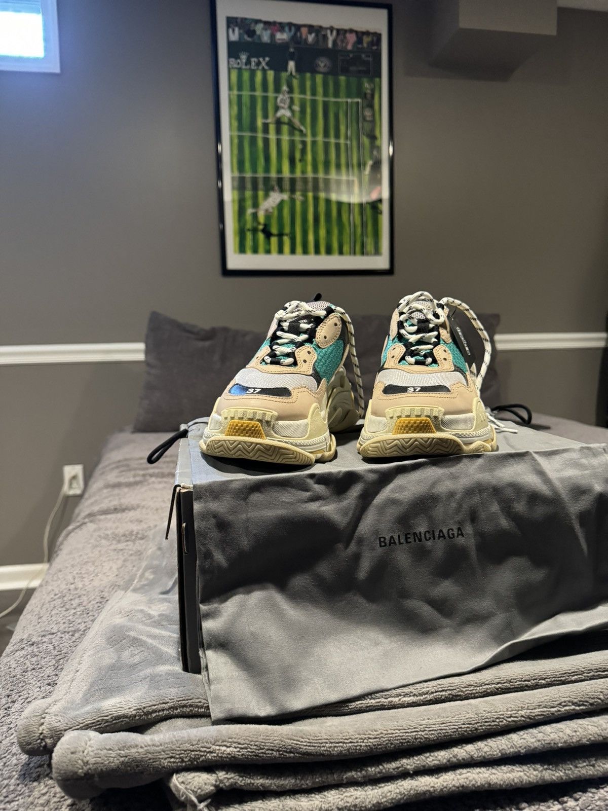 Balenciaga Balenciaga Triple S Sneaker Size US 7 / IT 37 - 2 Thumbnail