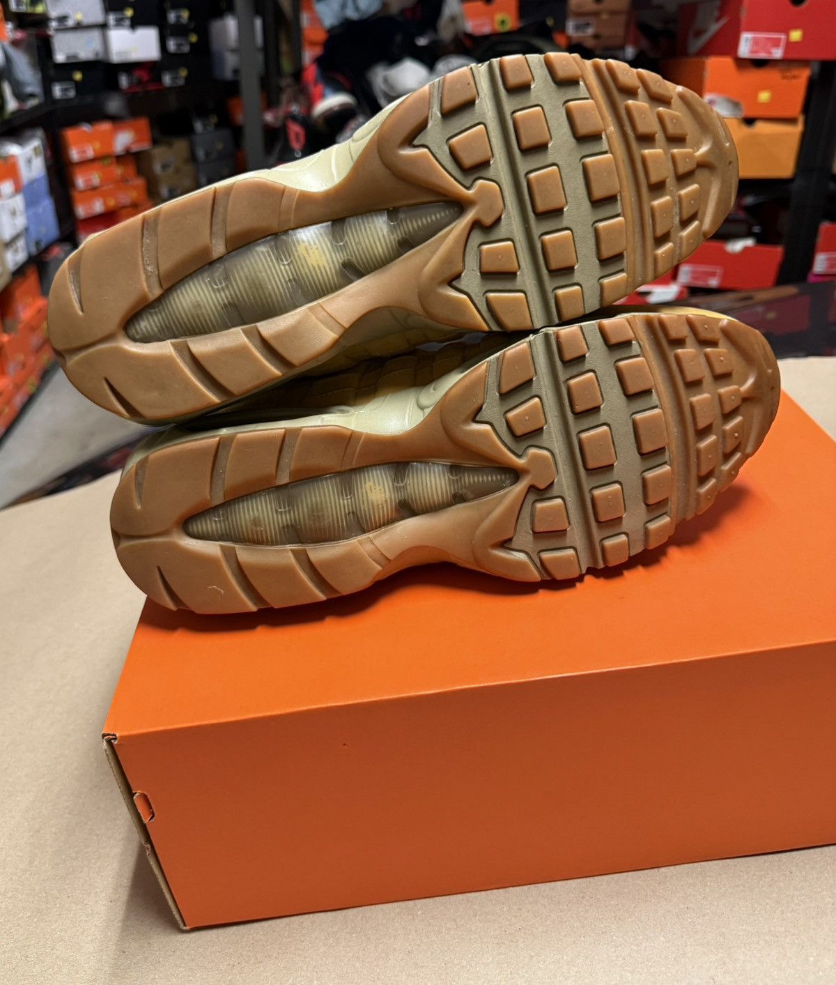 Nike Nike Air Max 95 Premium Wheat size 14 men’s running Rare! Size US 14 / EU 47 - 5 Thumbnail