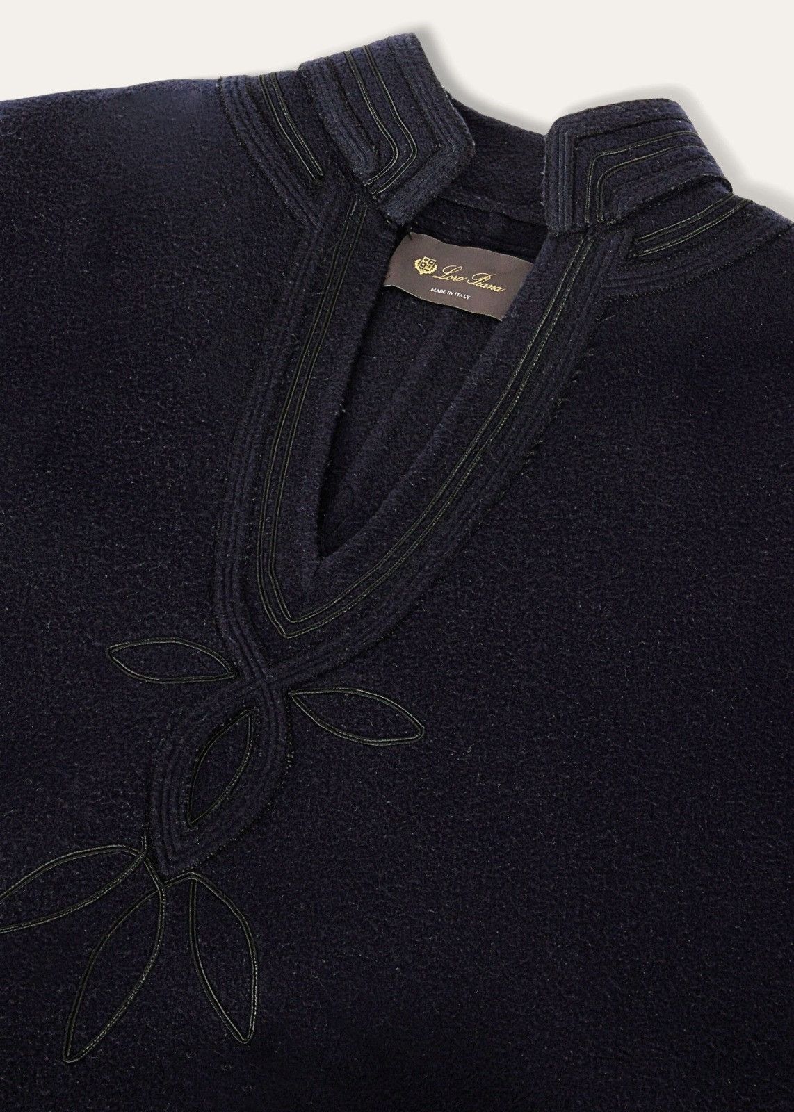 Loro Piana o1srvl11e0824 Size: OS / Lia Embroidered Cape in Dark Purple Size ONE SIZE - 3 Thumbnail