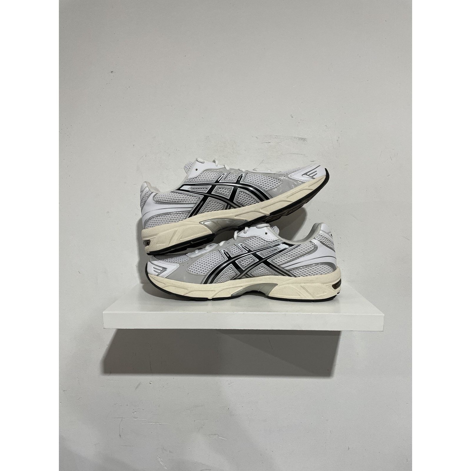 Asics ASICS GEL- 1130 WHITE CLOUD GREY SIZE 13 PREOWNED Size US 13 / EU 46 - 2 Thumbnail