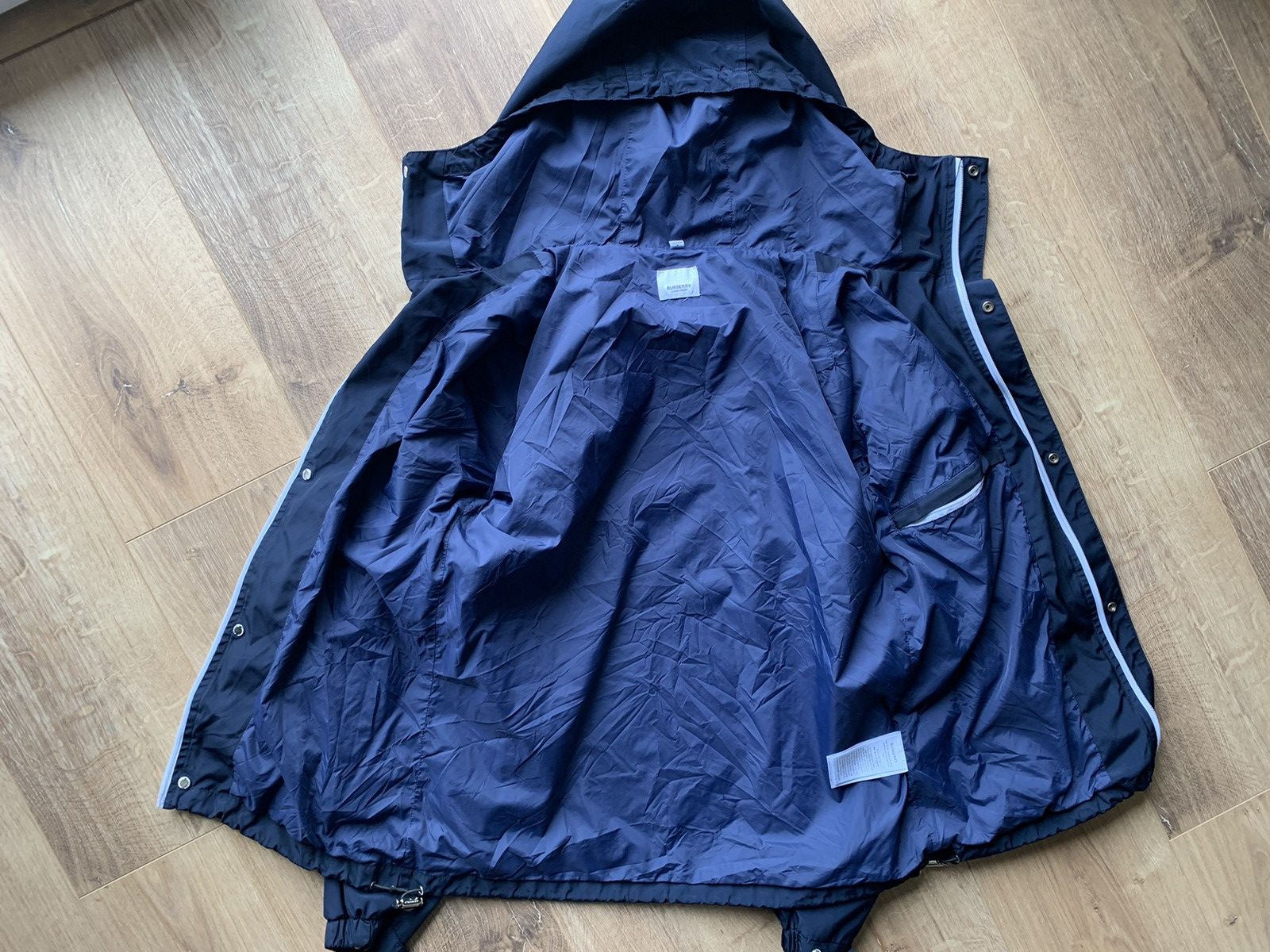 Burberry Burberry navy light jacket Size US S / EU 44-46 / 1 - 12 Thumbnail