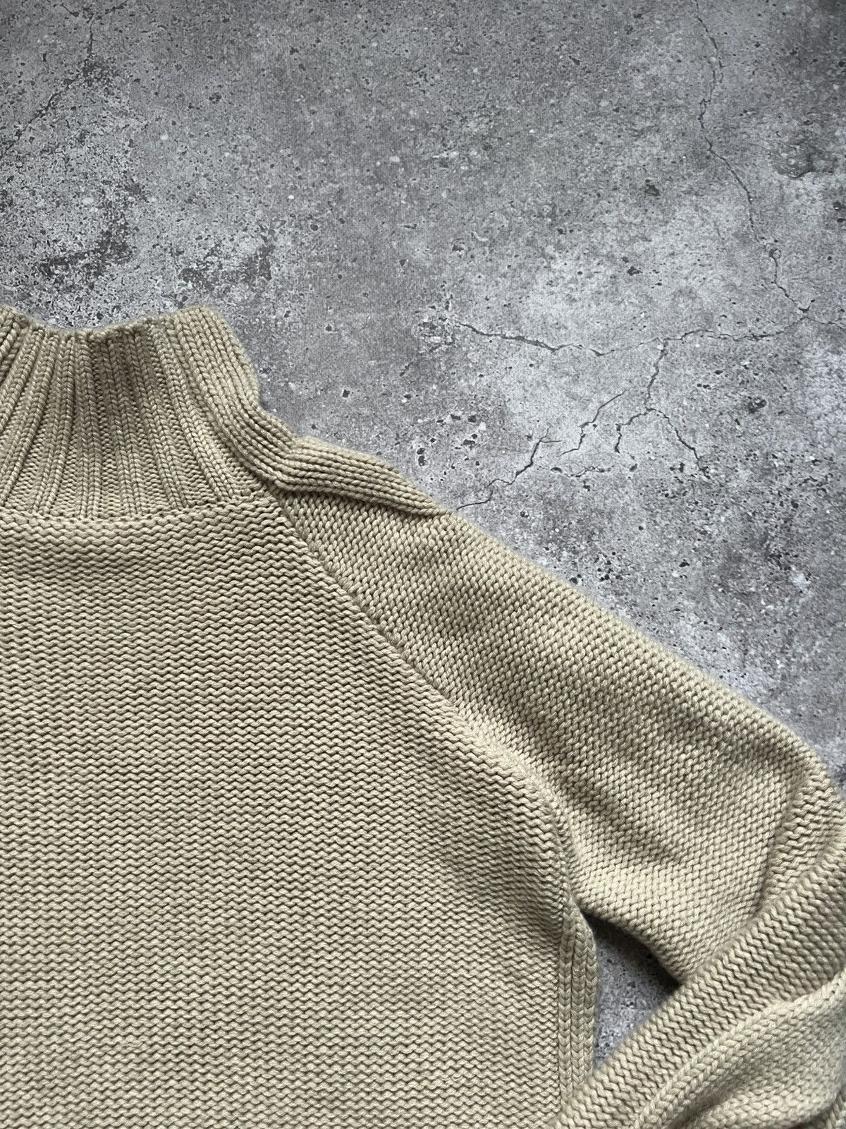 Burberry Burberry Knitted Asymetrical Sample Sweater Made in Italy Size L / US 10 / IT 46 - 15 Thumbnail