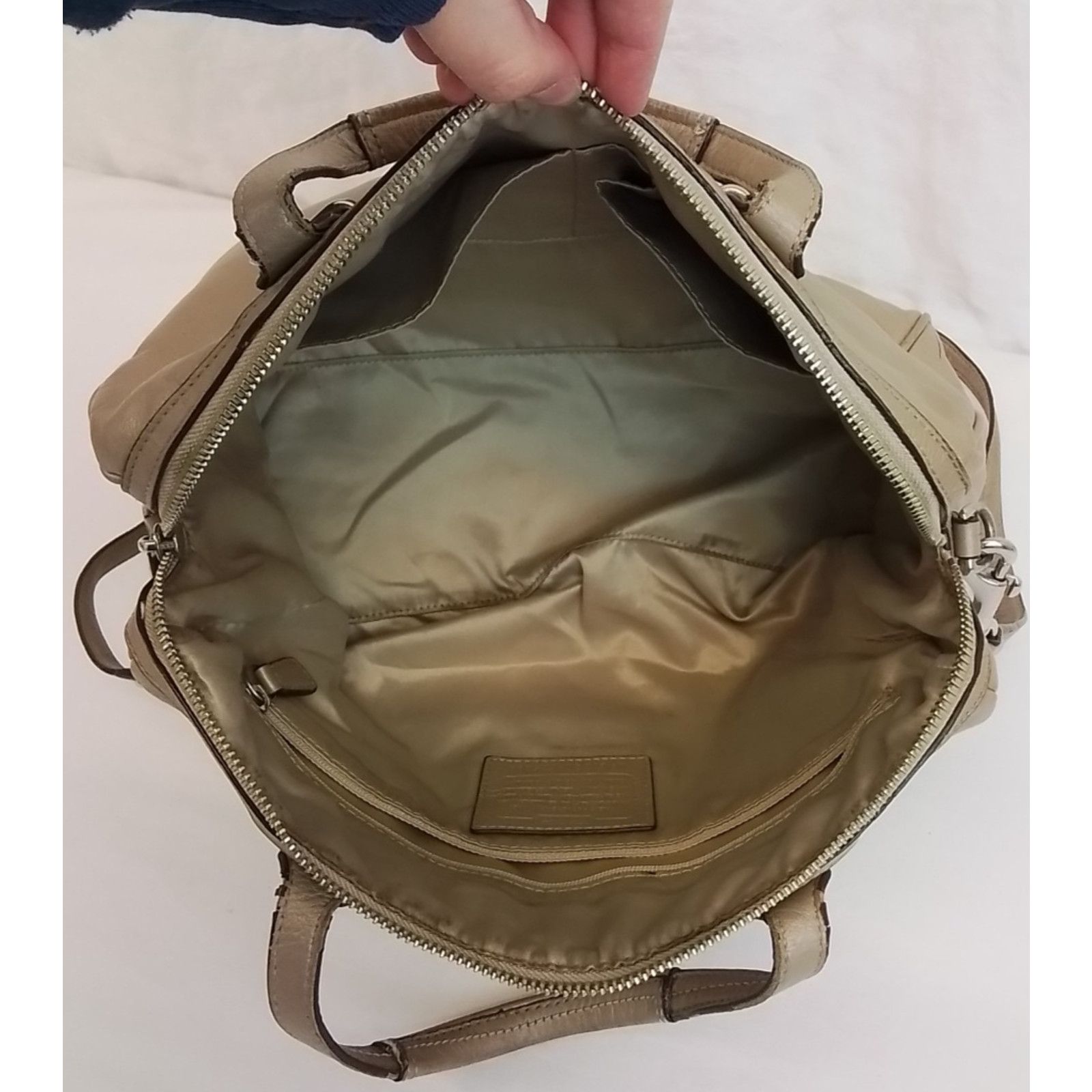 Coach Coach Taylor Handbag Satchel Champagne Silver Crossbody Size ONE SIZE - 13 Thumbnail