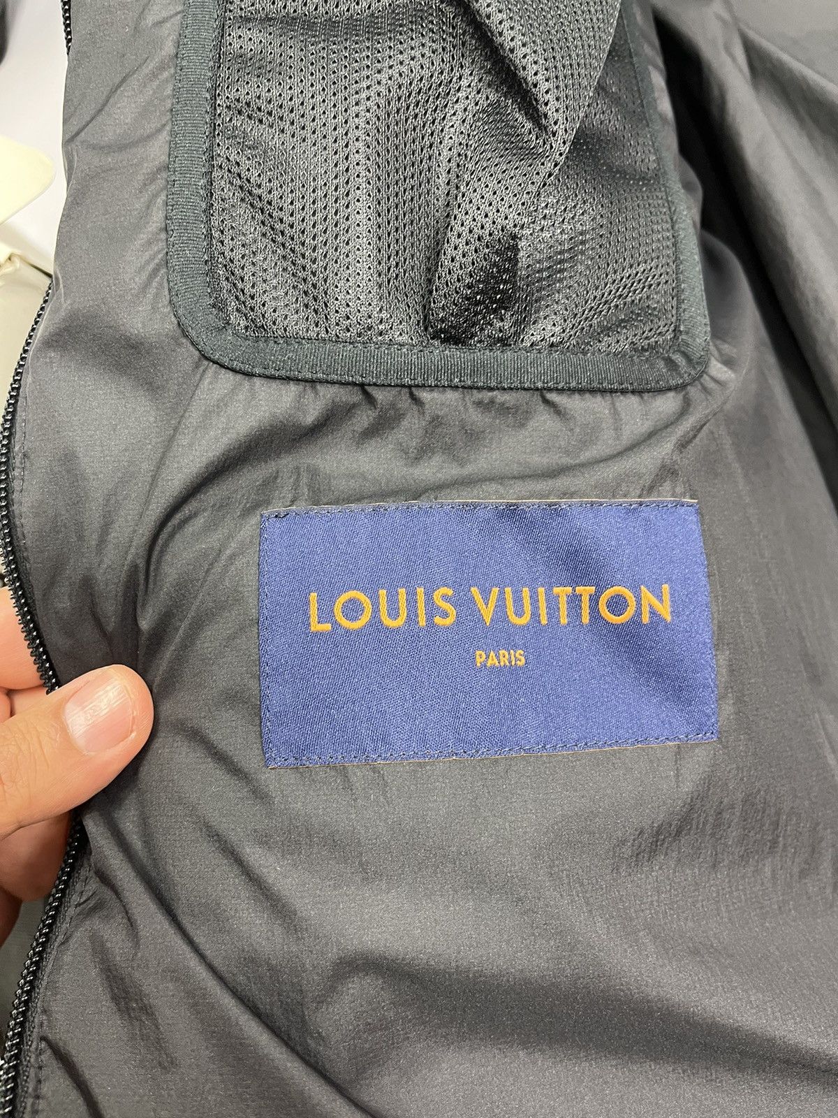 Louis Vuitton 2054 Heat & water sensitive technical puffer ski jacket Size US XXL / EU 58 / 5 - 18 Thumbnail