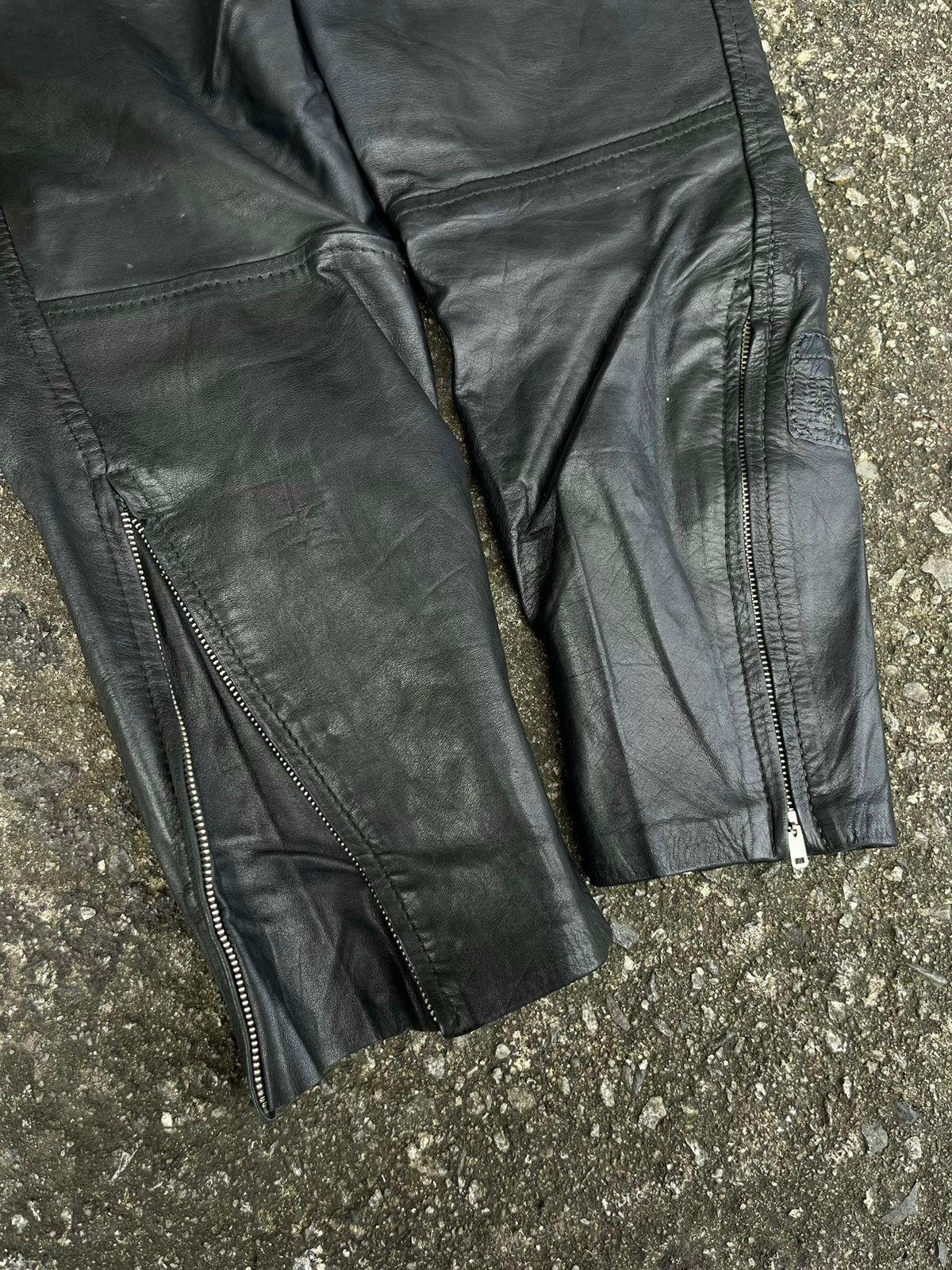 Genuine Leather × Japanese Brand × Vintage genuine leather high waist buckle pants rick owens style Size 30" / US 8 / IT 44 - 8 Thumbnail