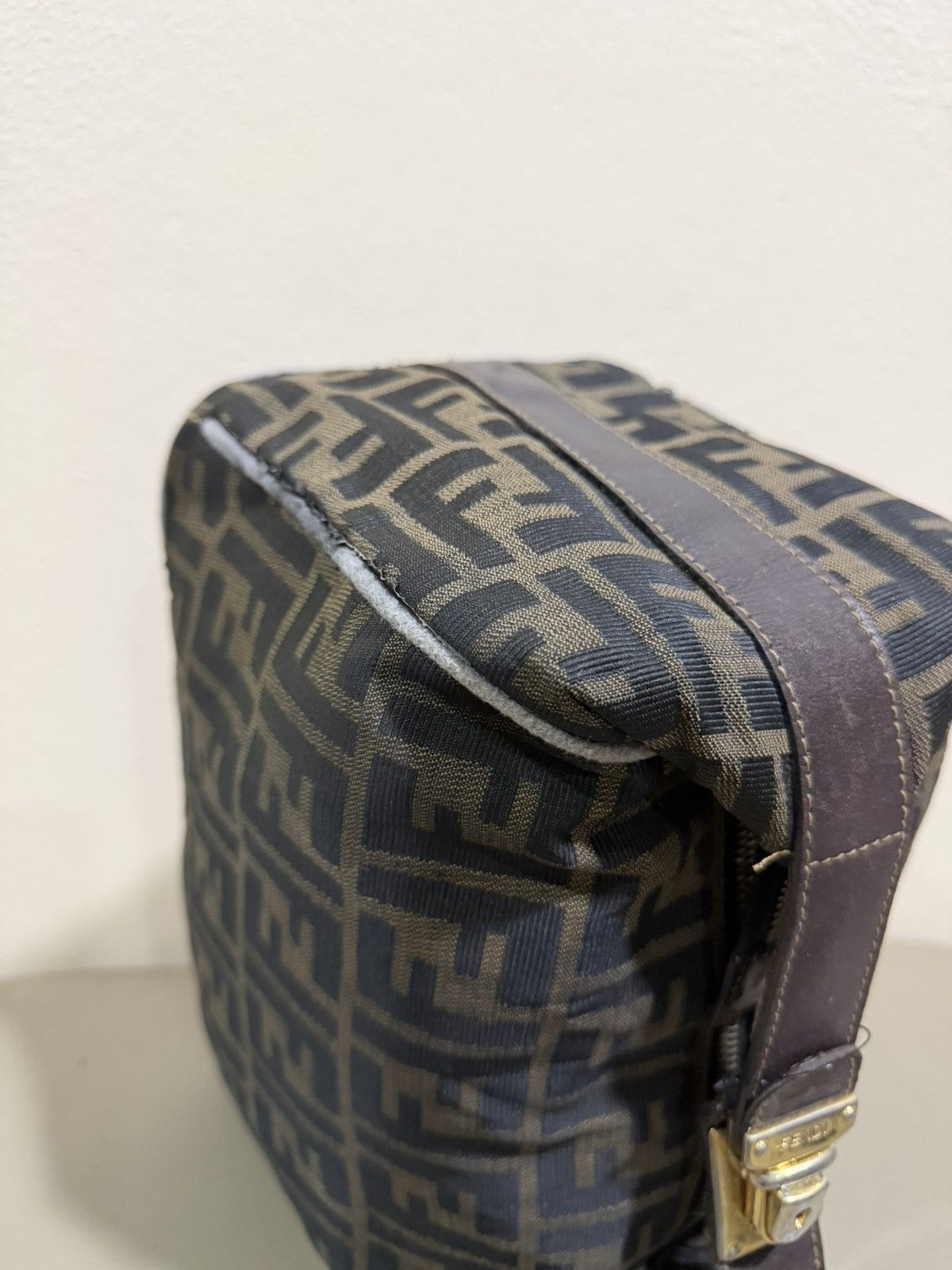 Fendi Authentic Fendi Zucca Monogram Canvas Toiletries Hand Bag Size ONE SIZE - 9 Thumbnail