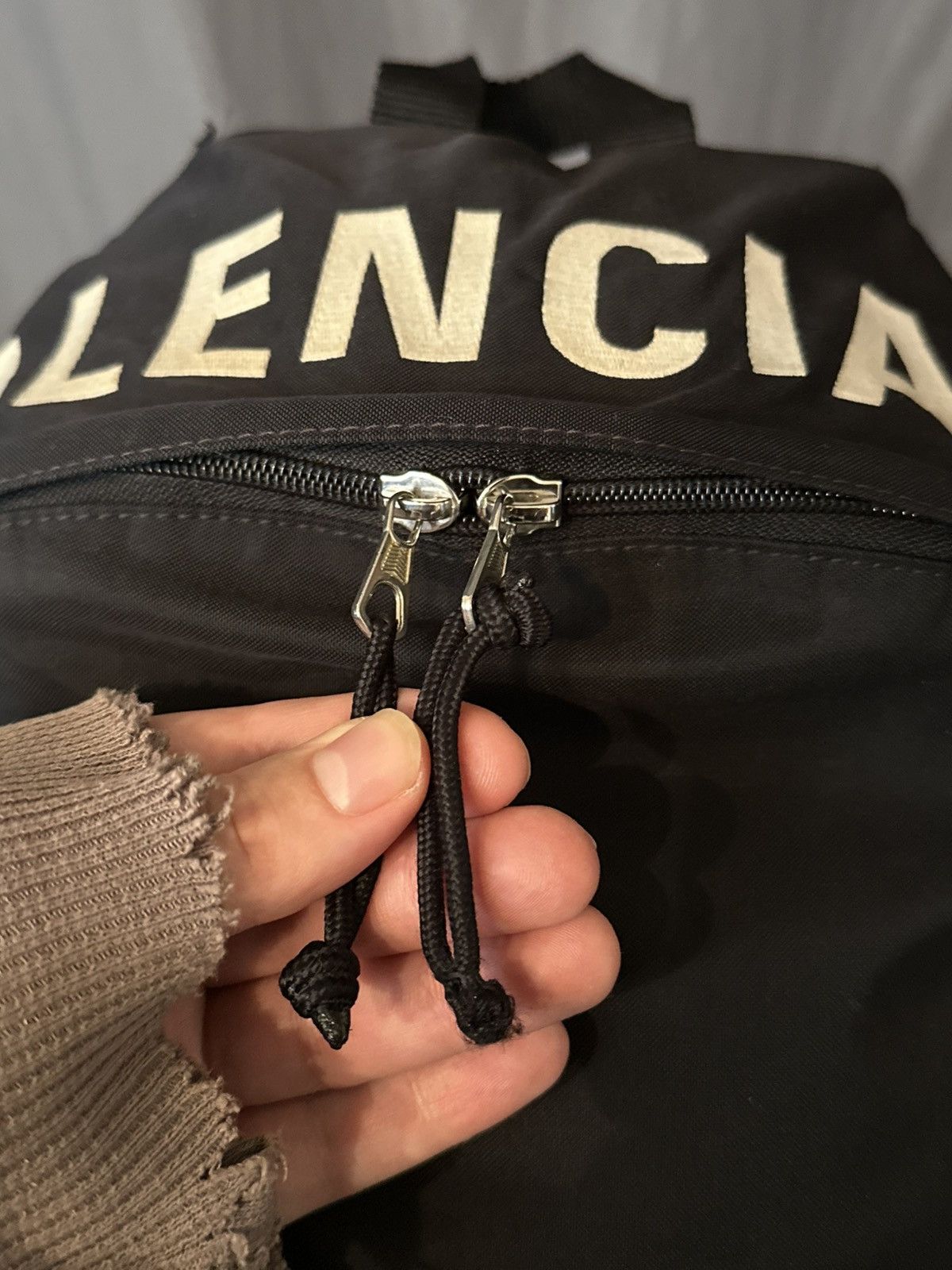 Balenciaga Balenciaga Wheel Logo Backpack Size ONE SIZE - 22 Thumbnail