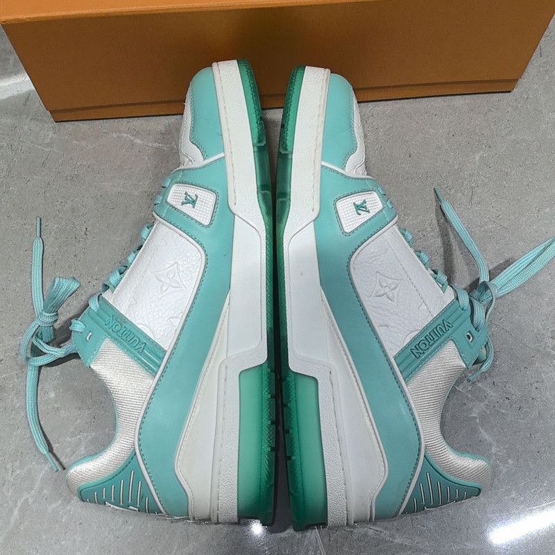 Louis Vuitton Louis Vuitton Trainer Low Top Sneakers in Tiffany Green -25 Size US 9.5 / IT 39.5 - 8 Thumbnail