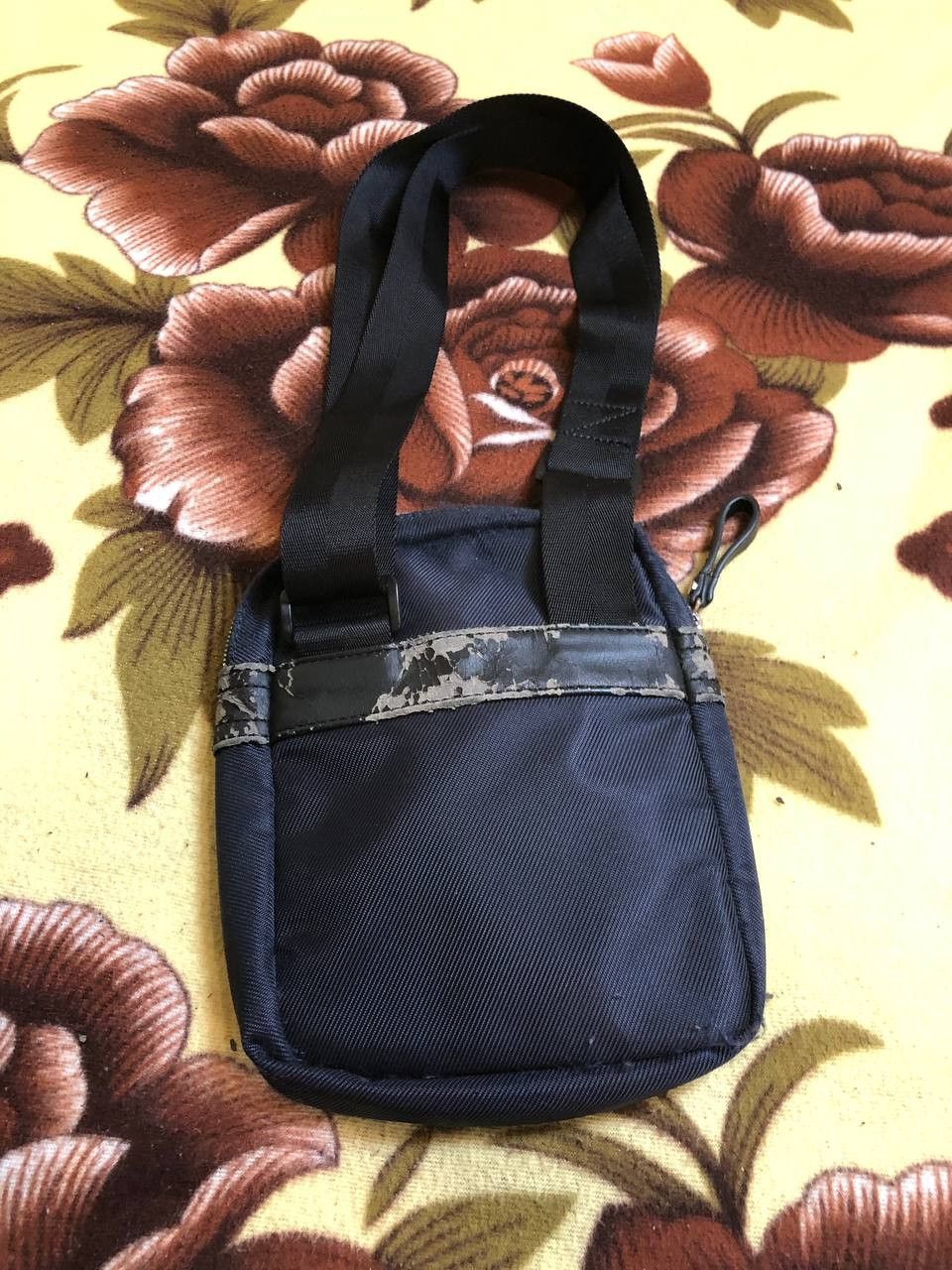 Diesel Bags Diesel logo Vintage Streetwear Y2K 4.4(26) Size ONE SIZE - 17 Thumbnail