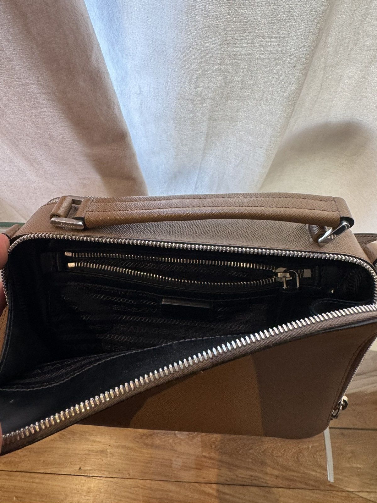 Prada Prada LEATHER SHOULDER BAG Size ONE SIZE - 4 Thumbnail