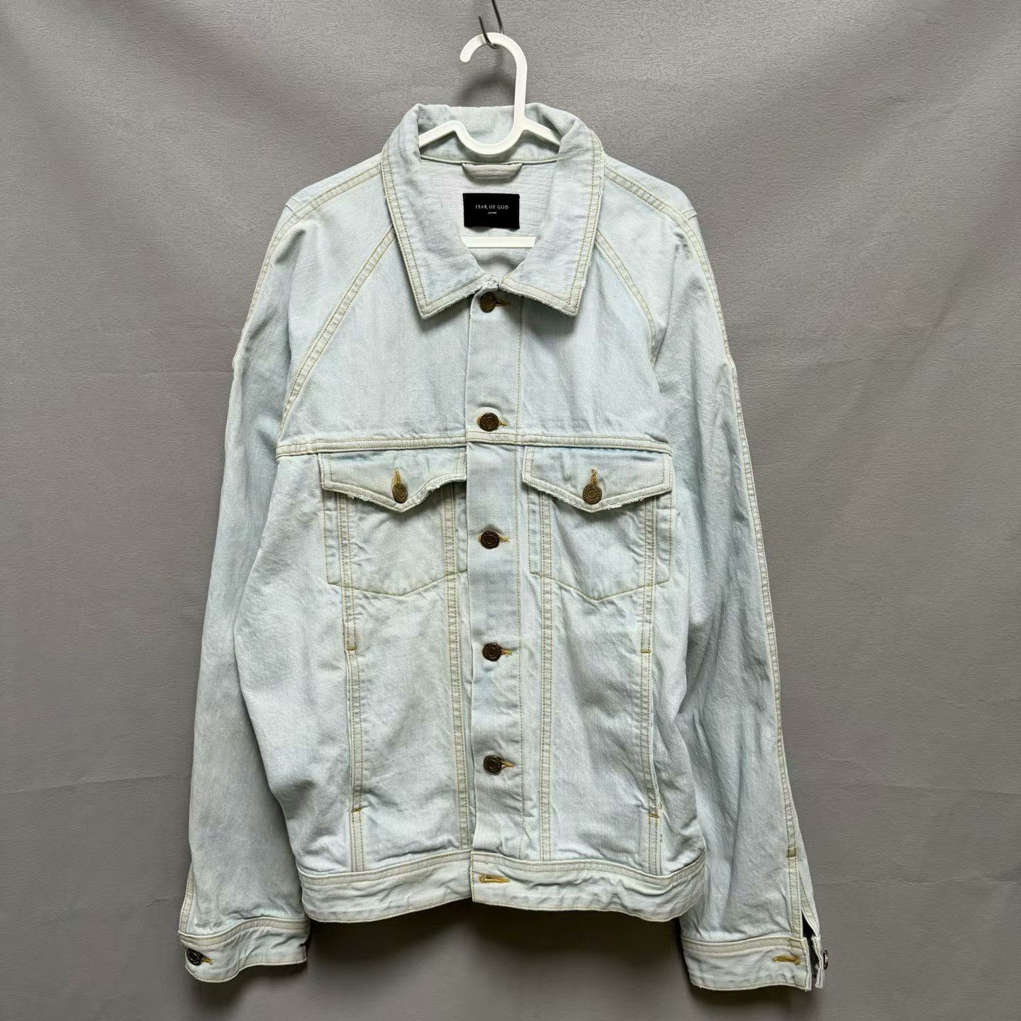 Fear of God fear of god denim jacket with gold accents Size US L / EU 52-54 / 3 - 1 Thumbnail