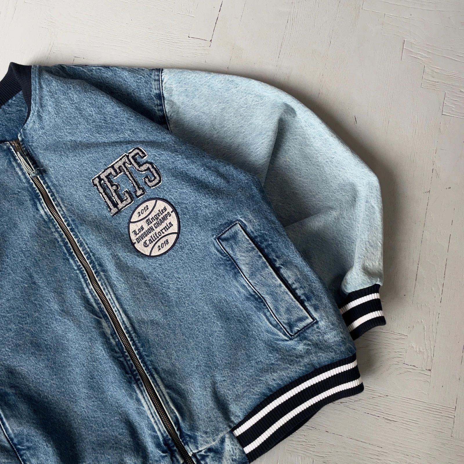 Bdg BDG Oversized Denim Varsity Bomber Jacket Size US L / EU 52-54 / 3 - 3 Thumbnail