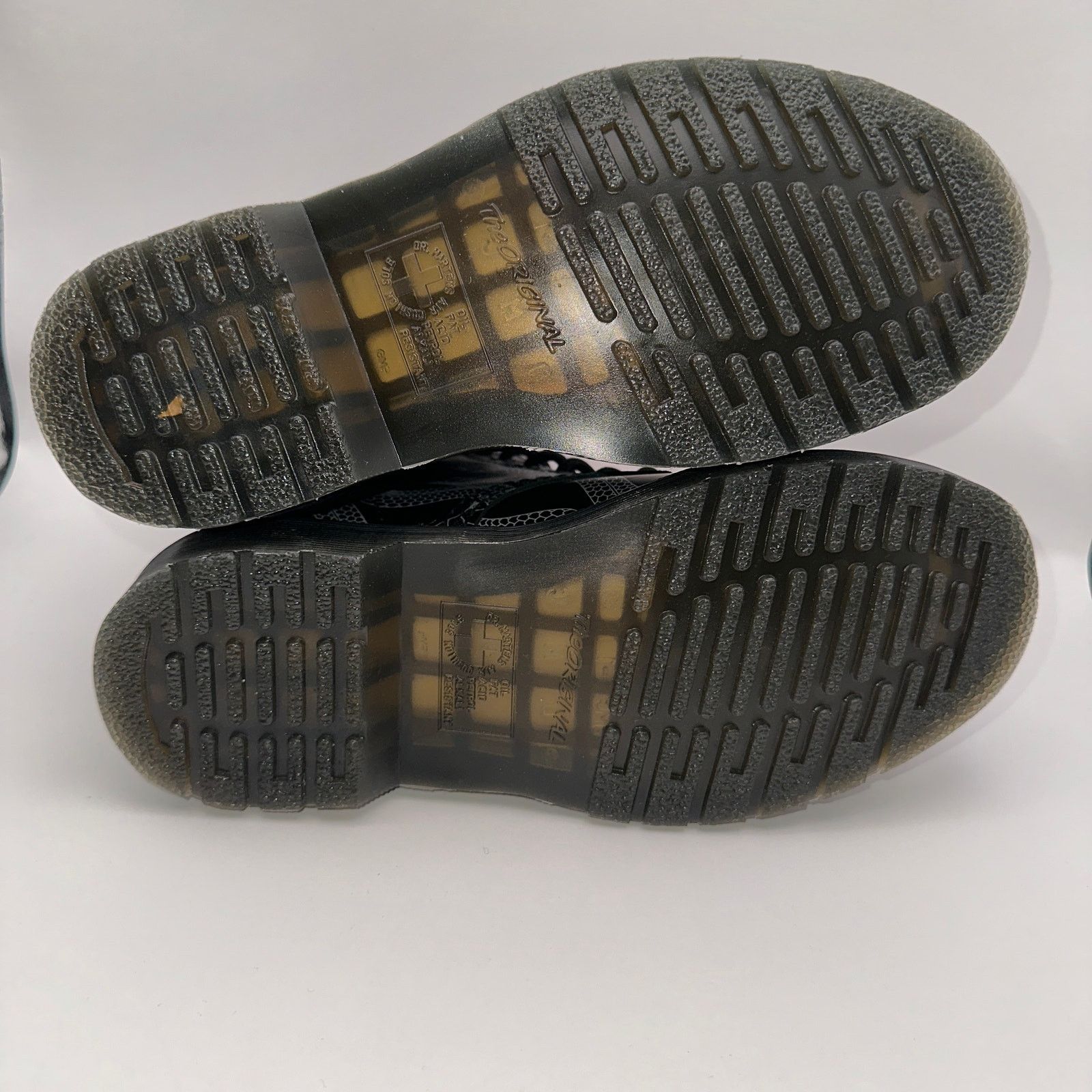 Dr. Martens Dr. Martens 1460 Men' Size 4 Women's Size 5 Serpent Print Size US 4 / IT 34 - 8 Thumbnail