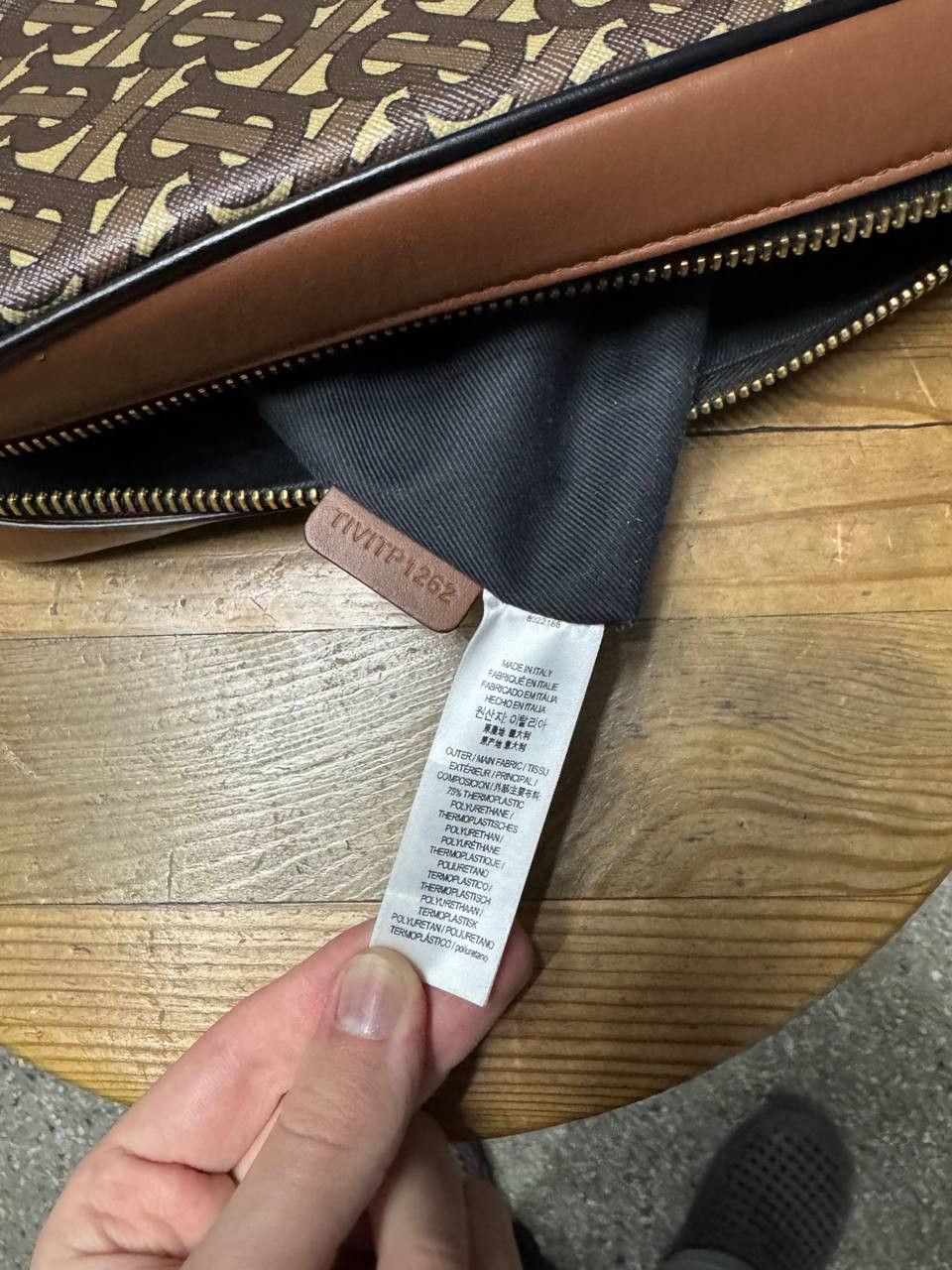 Burberry Burberry Pre-Owned 2010s TB Monogram Print Crossbody Bag Size ONE SIZE - 25 Thumbnail