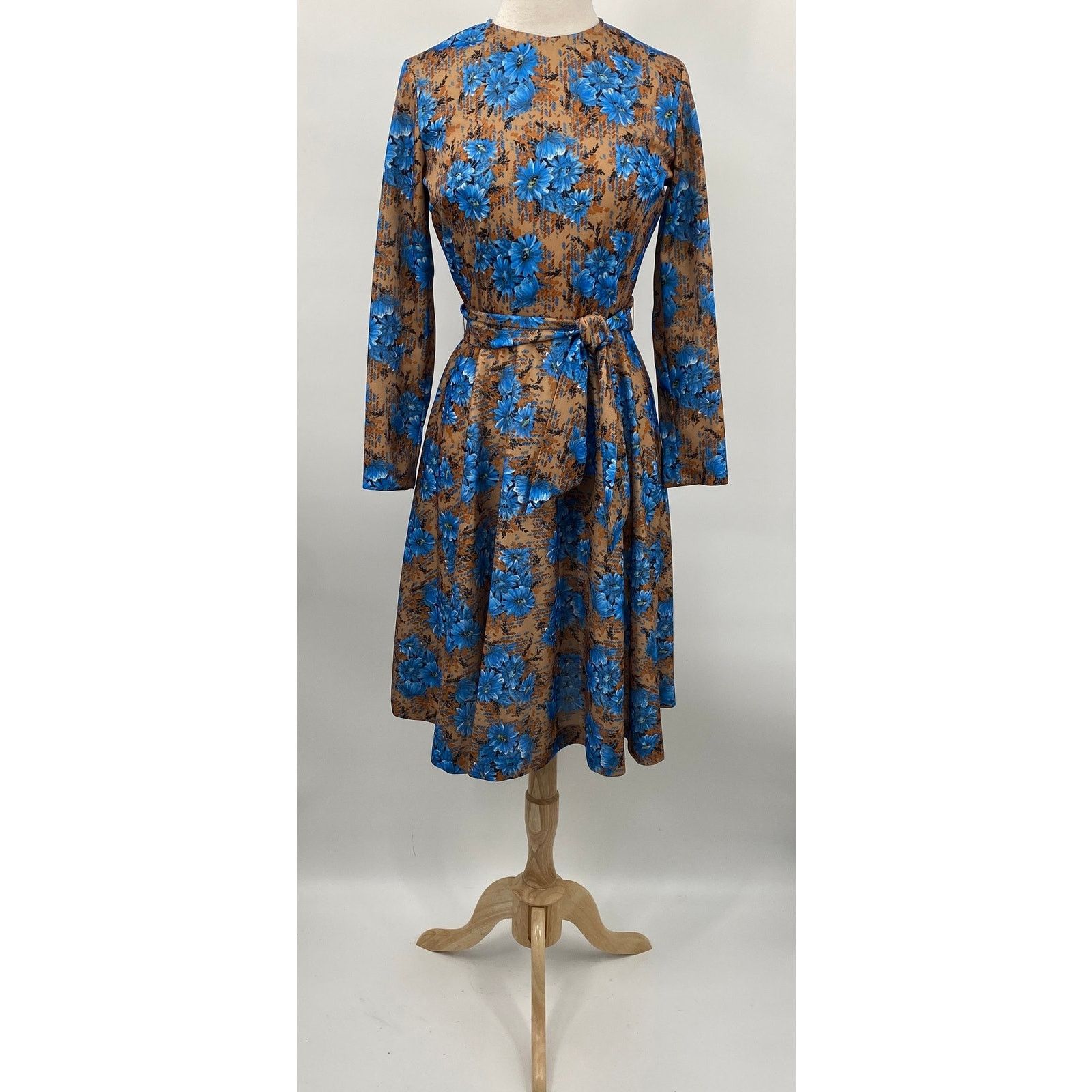 Vintage Vintage 60s Floral Fit & Flare Dress Tie Belt Long Sleeve Size M / US 6-8 / IT 42-44 - 2 Thumbnail